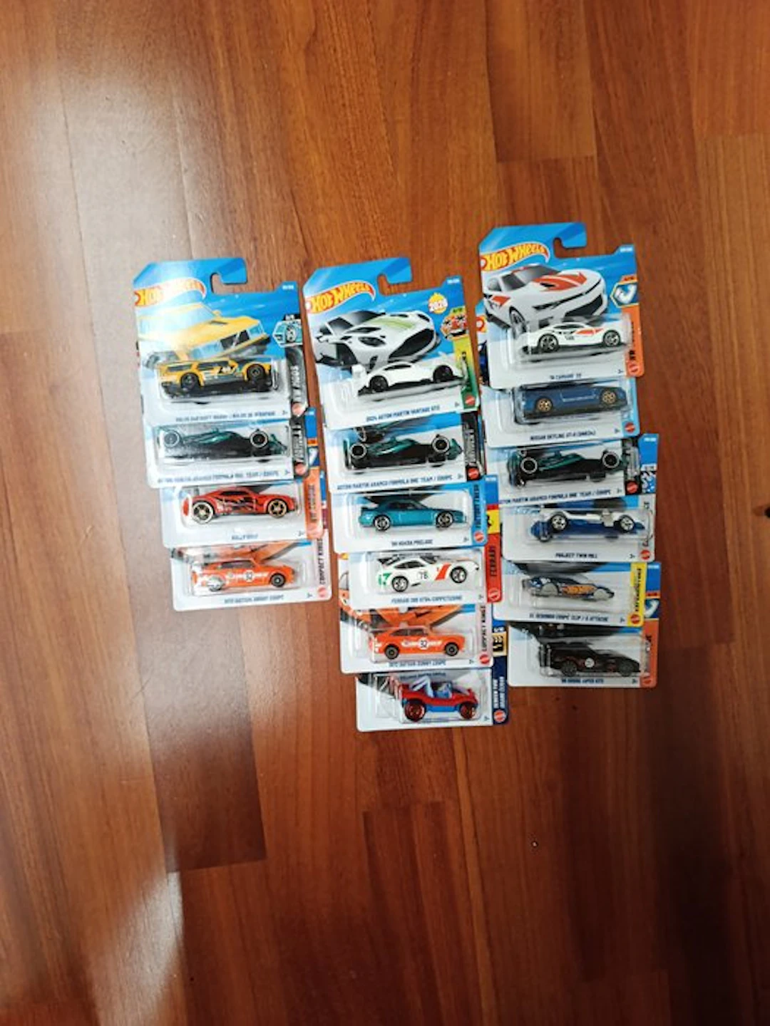 1:64 - Model car (435) - Hotwheels