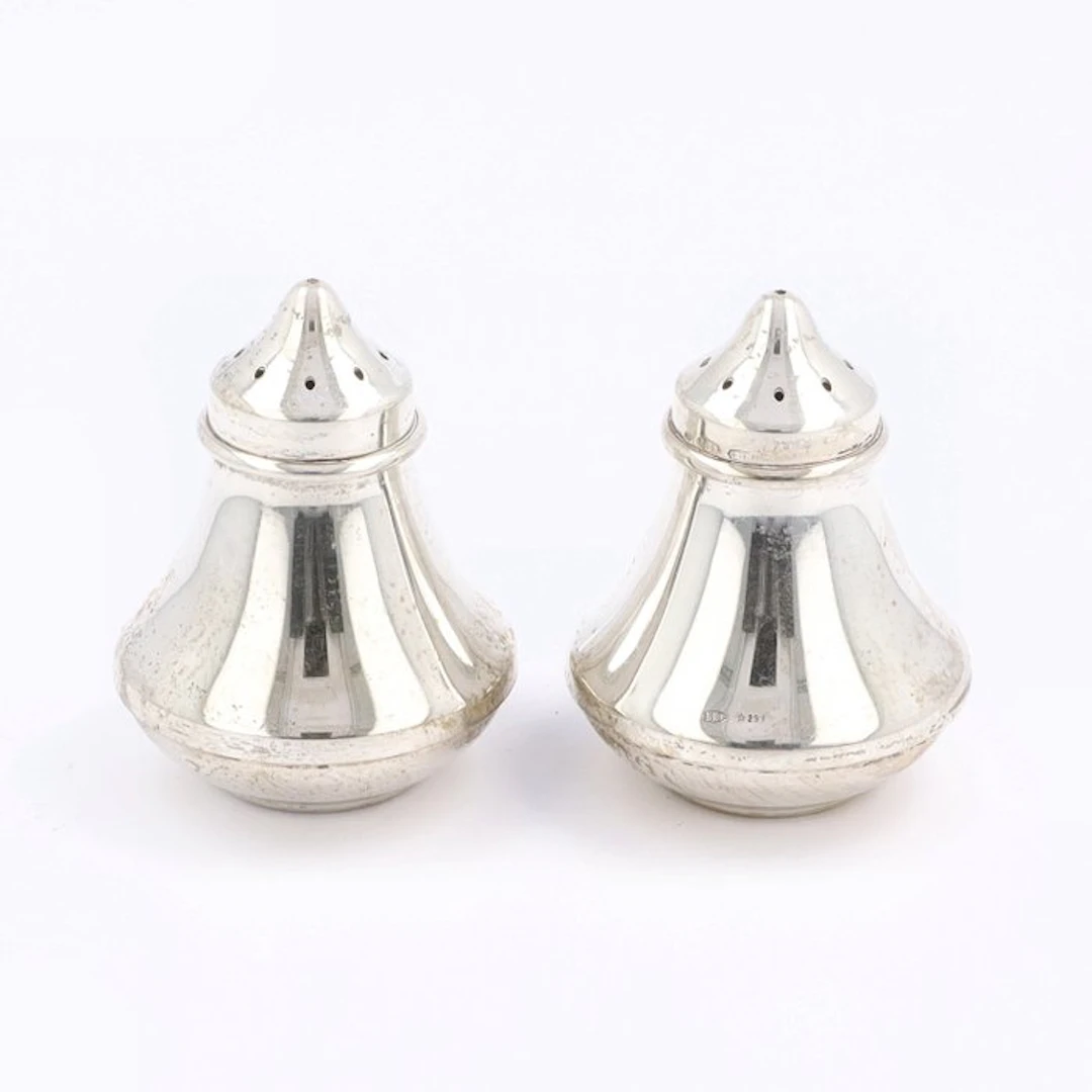 Ricci (Rino Greggio). - Salt and pepper shakers (2) - .800 silver