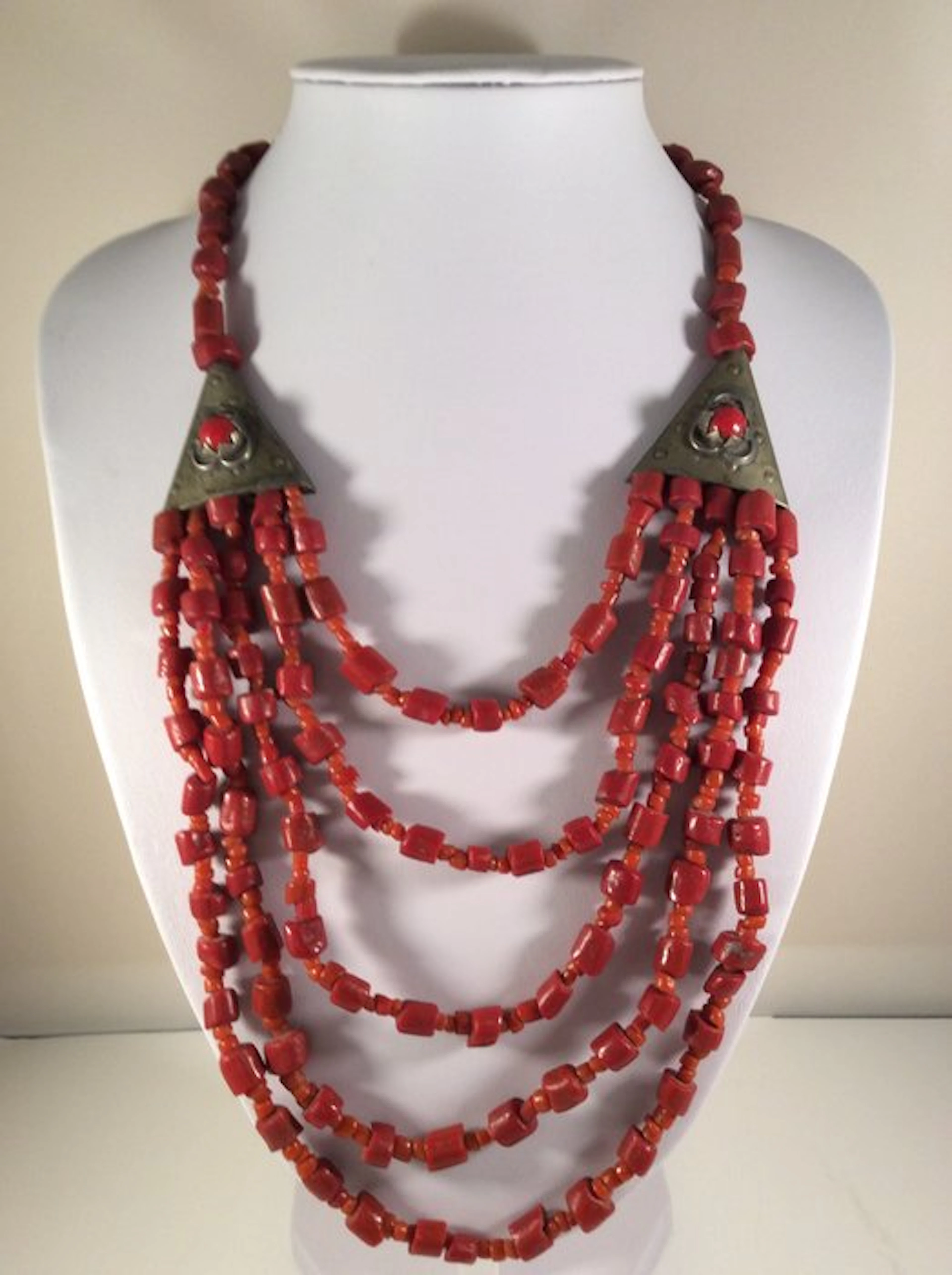 Glass paste and white metal - Chain