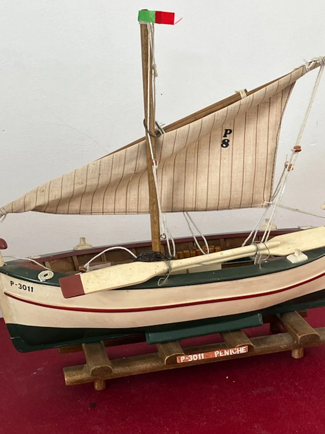 Maritime object - P-8 uit Peniche (Port) - Wood, Cotton- P-3011