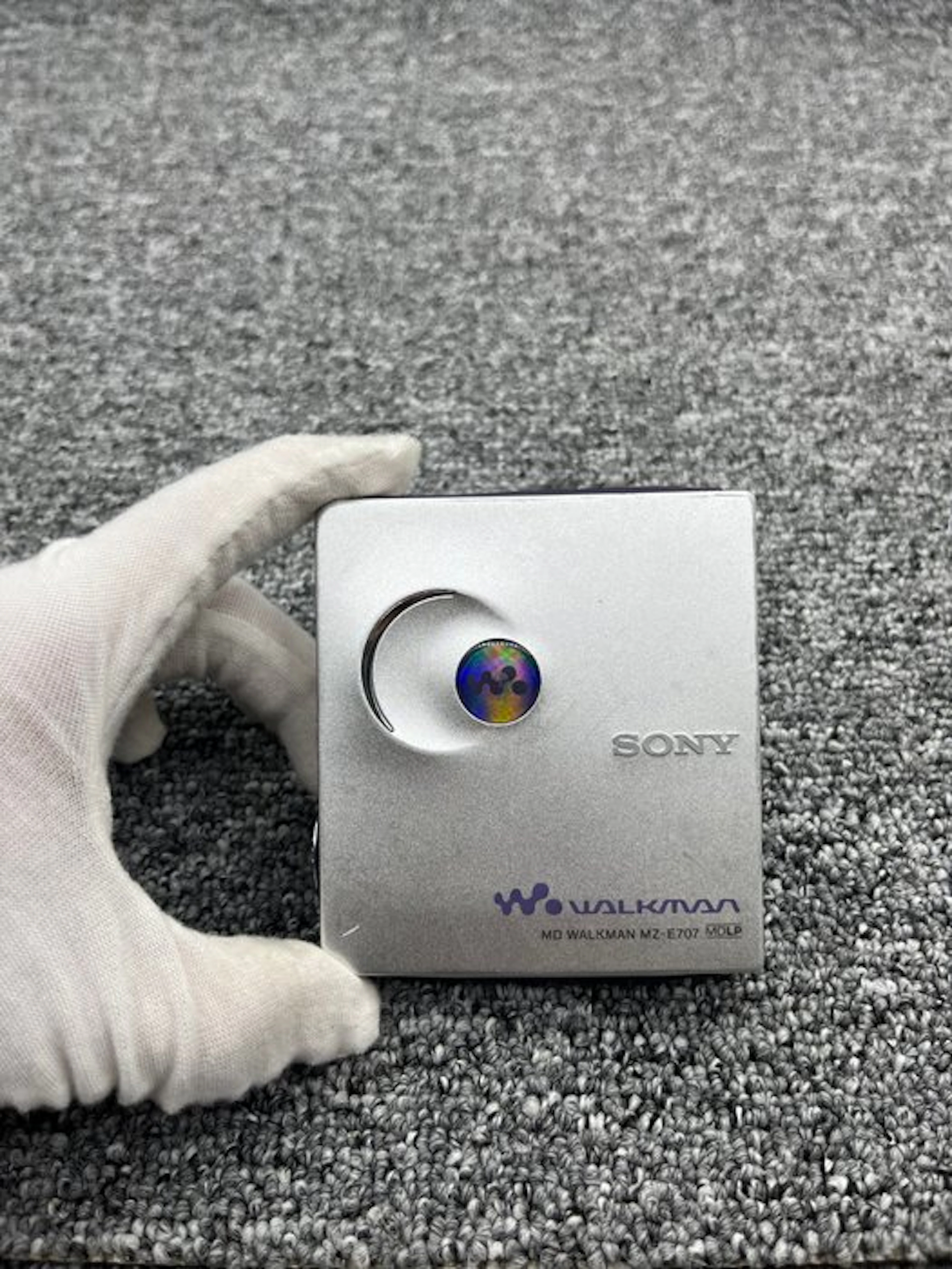 Sony - MZ-E707 MD Walkman Portable minidisc player