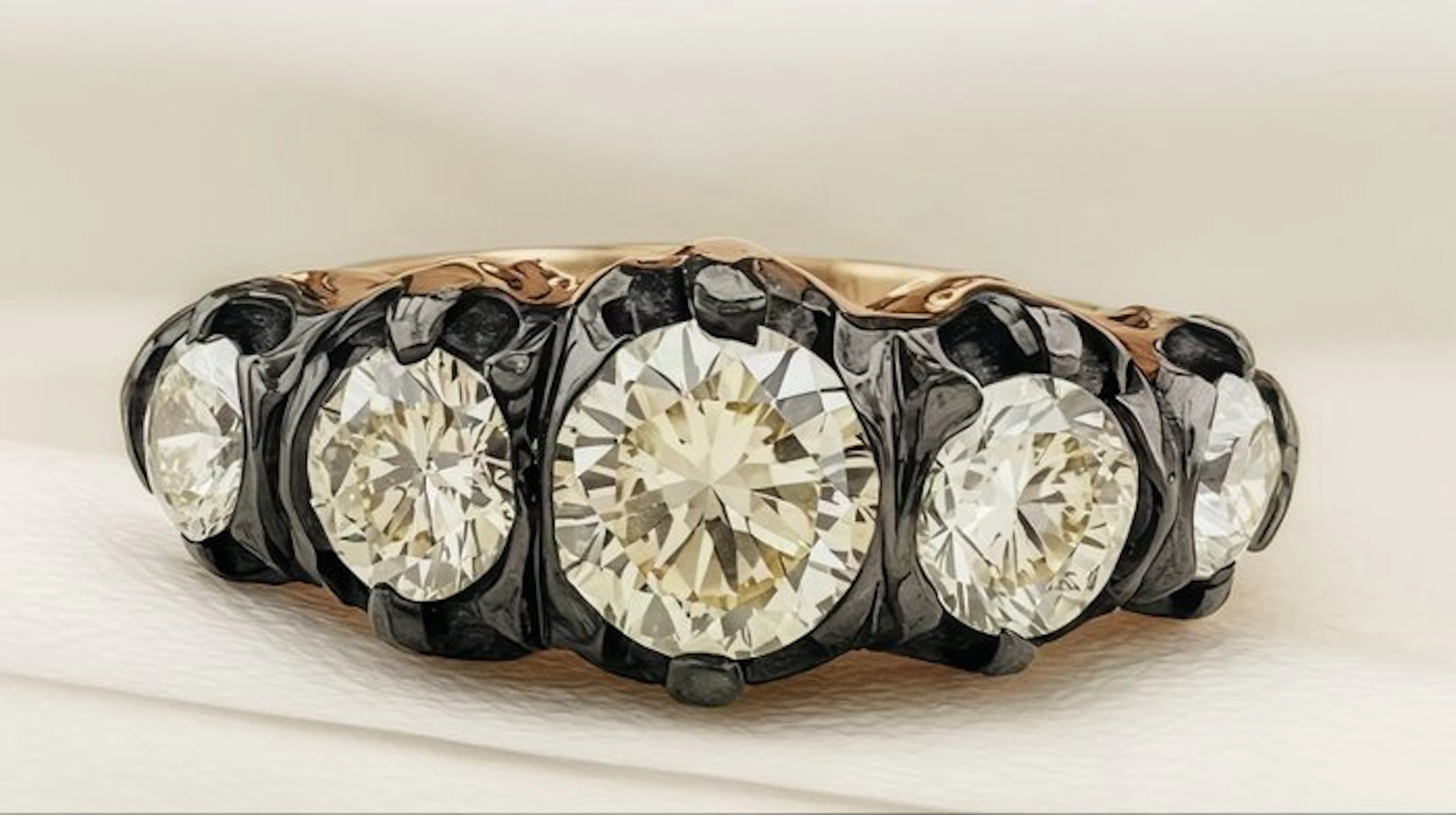 Ring - 9 kt. Rose gold, Silver Diamond (Natural)
