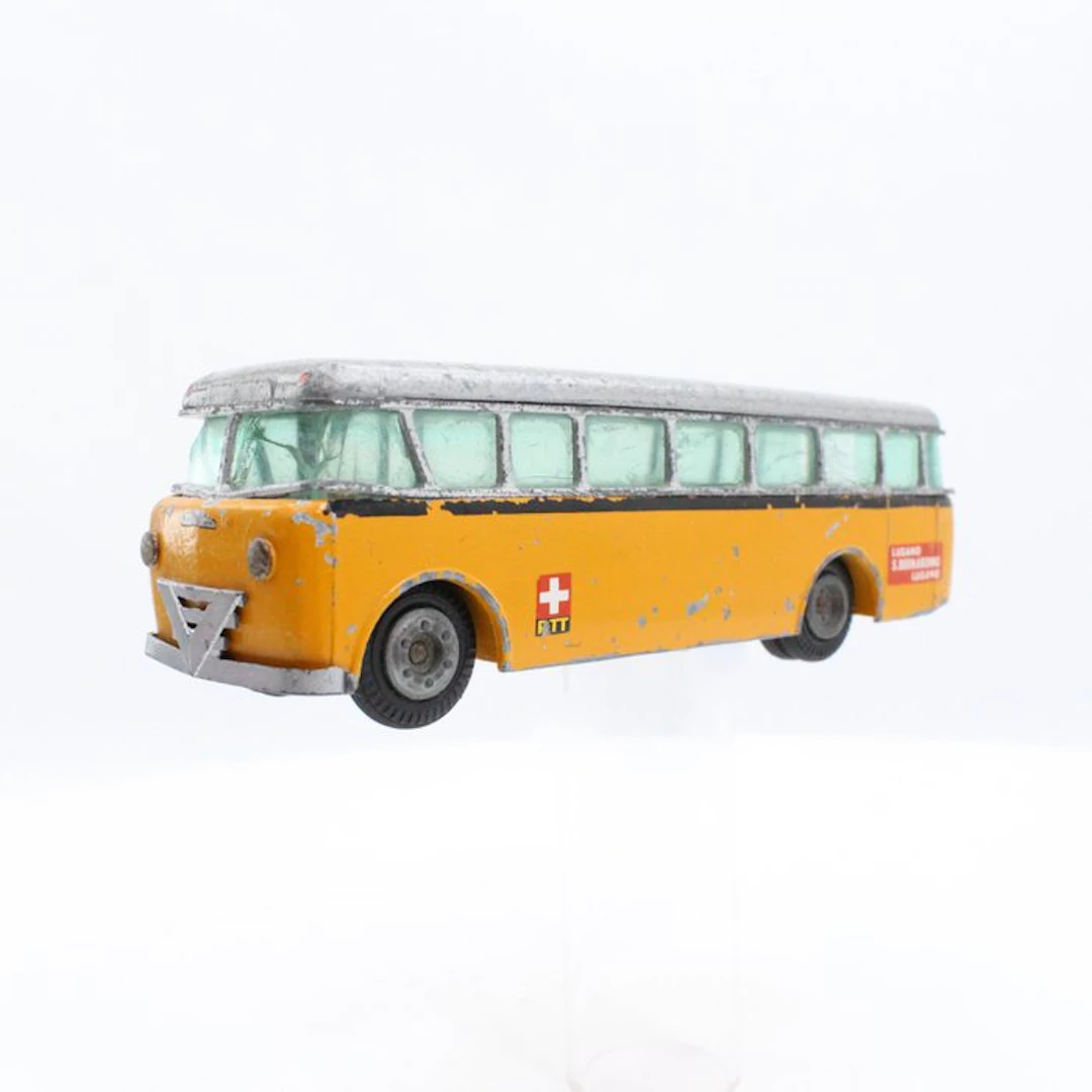 Tekno 1:43 - Model car - Schoolbus - Denmark
