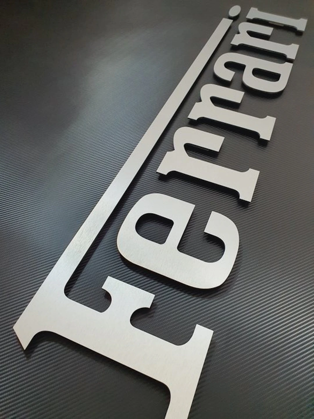 Sign - Ferrari - Professional Wall Logo - Aluminium* - XXL --> 120 cm