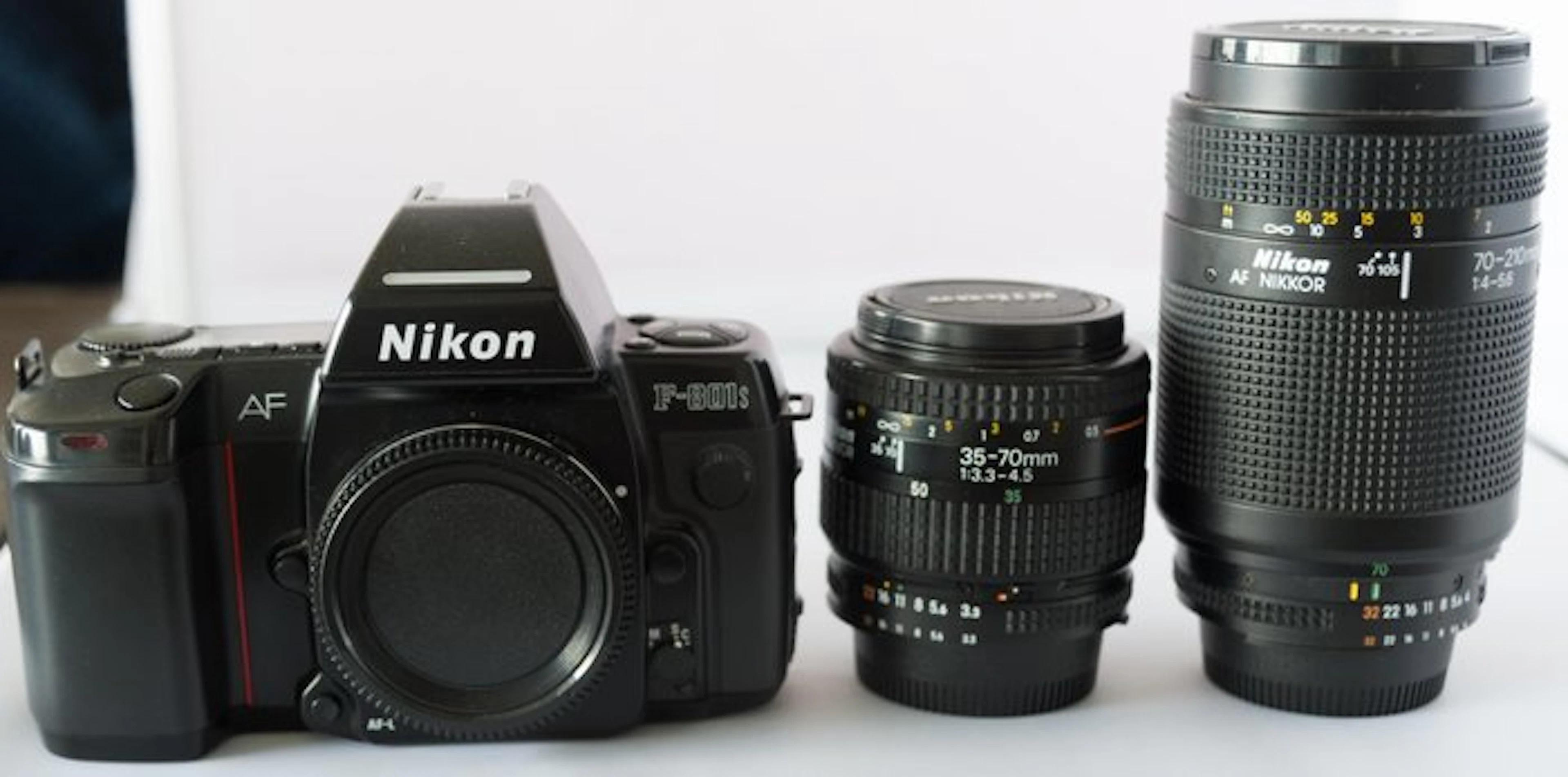 Nikon F-801s Single lens reflex camera (SLR)