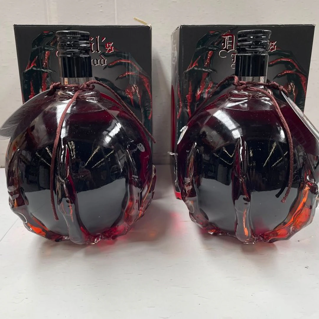 Devil’s Blood - Cherry Liqueur - 100cl - 2 bottles