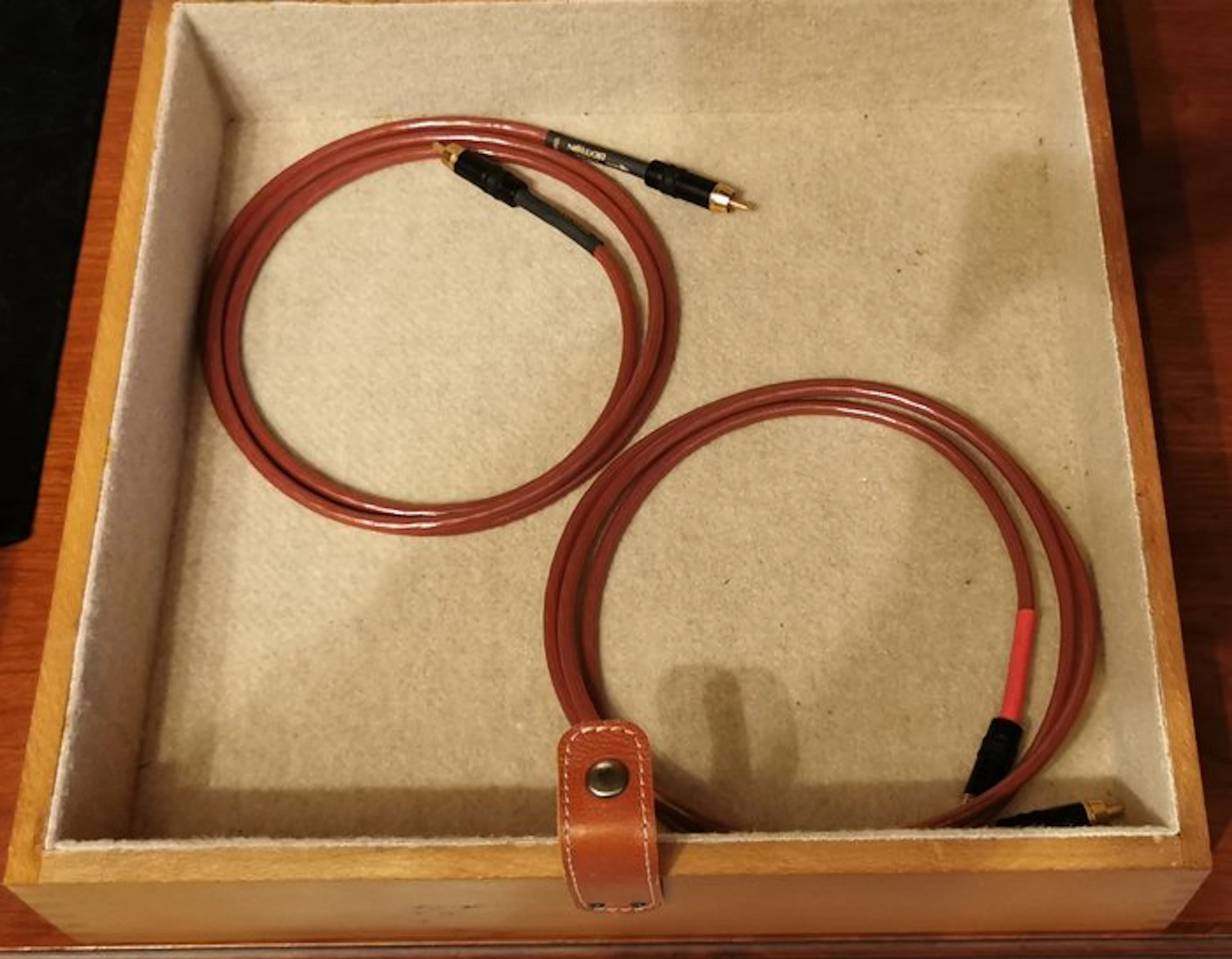 nordost - Red Dawn LS RCA Audio testing equipment