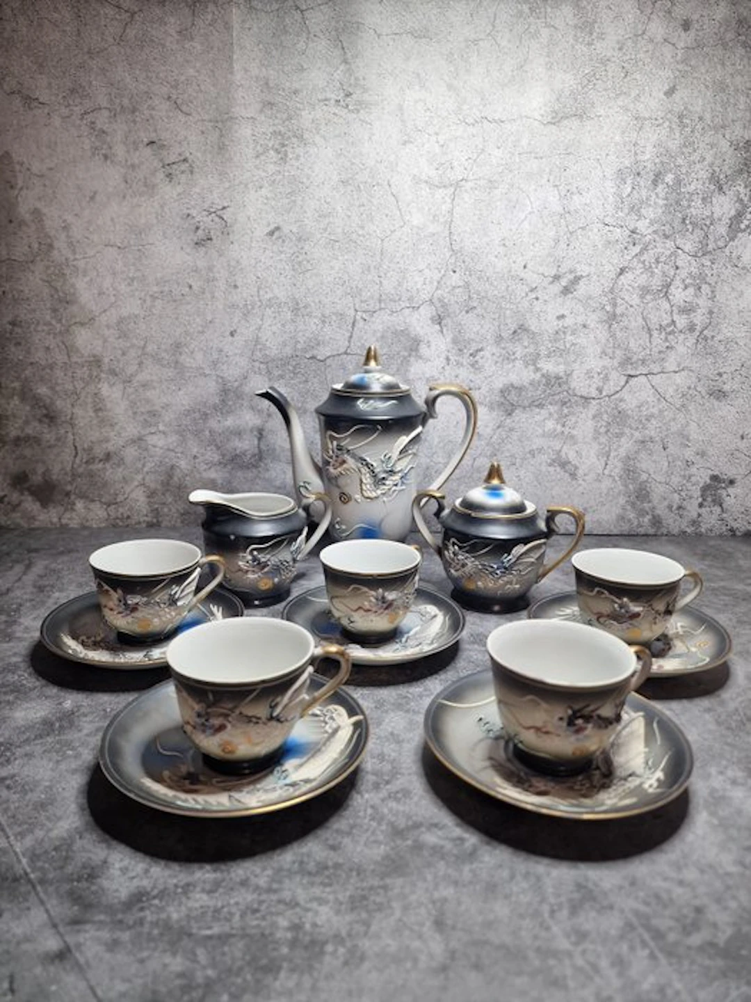 Cup and saucer (13) - Dragonware - Porcelain - Dragonware Moriage