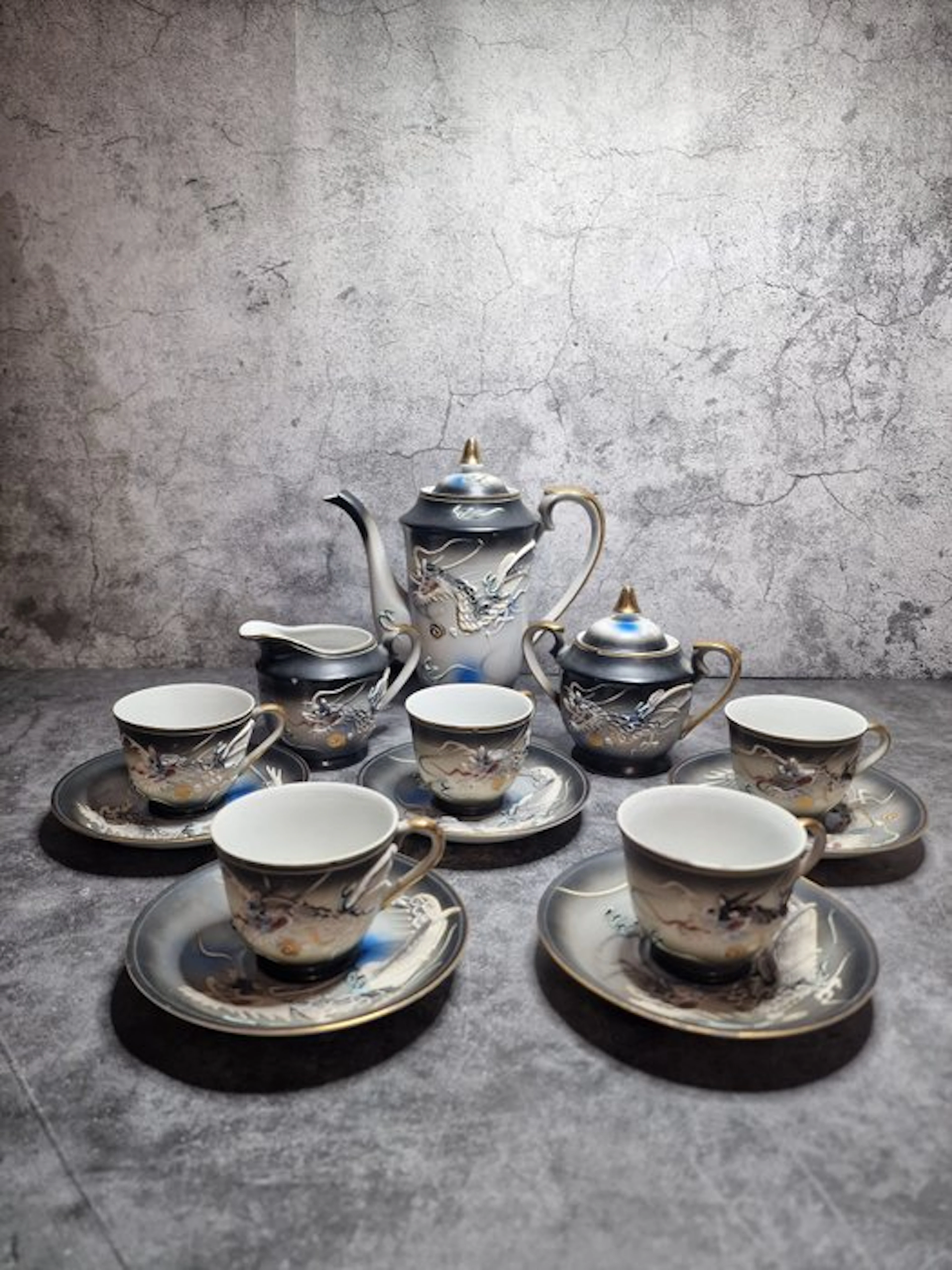 Cup and saucer (13) - Dragonware - Porcelain - Dragonware Moriage