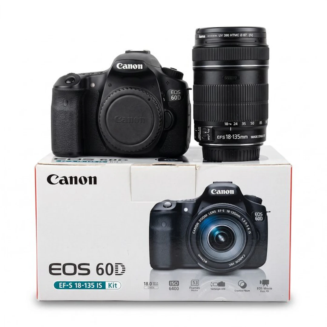 Canon EOS 60D Digital SLR Camera Kit with EF-S 18-135mm...
