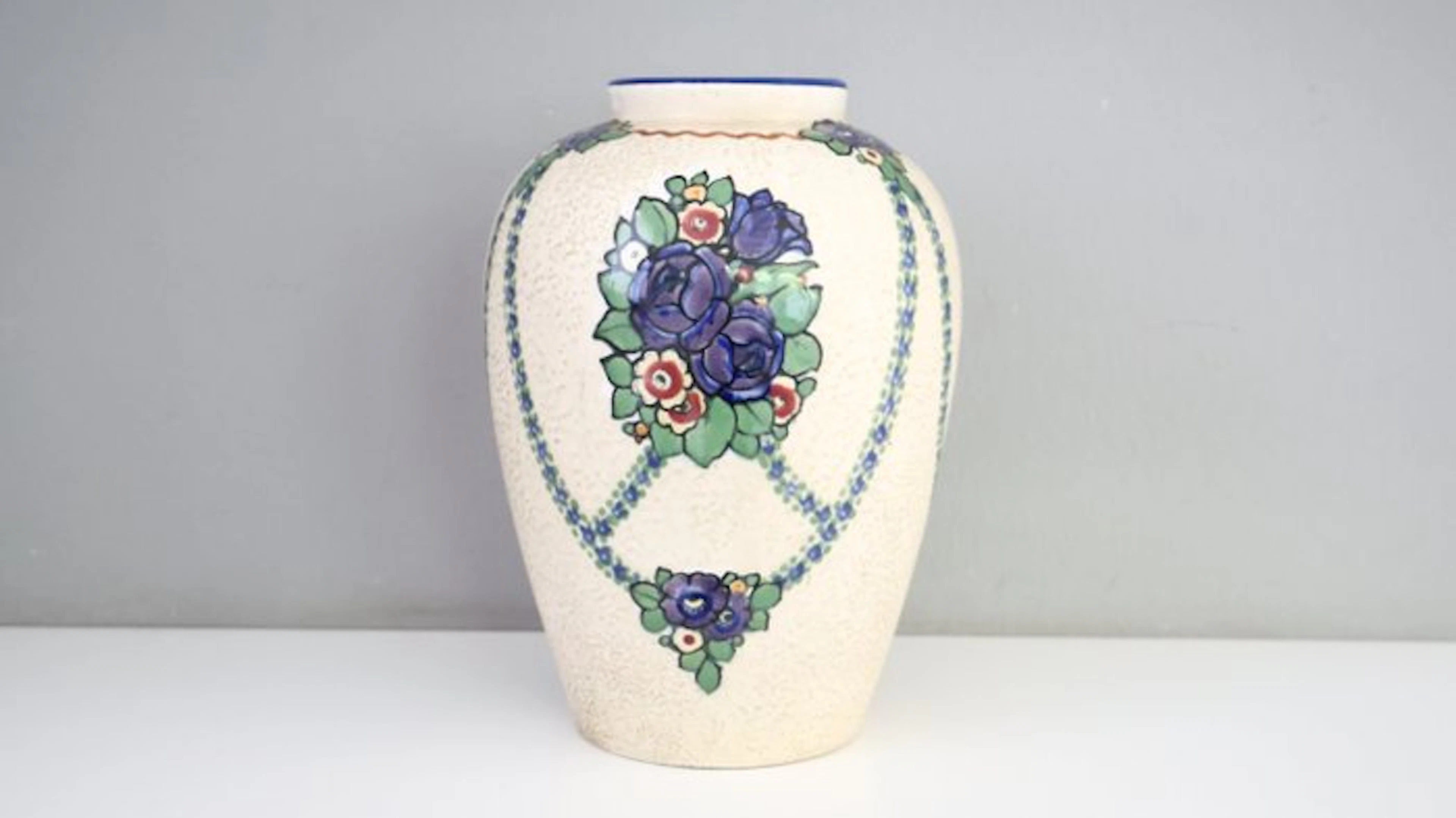 Vienna Austria - Vase - Porcelain - Ernst Wahliss