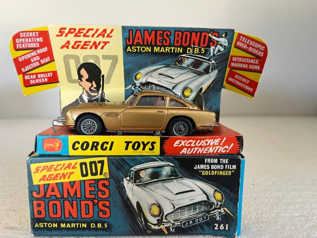 Corgi 1:43 - Model car - Aston Martin DB5