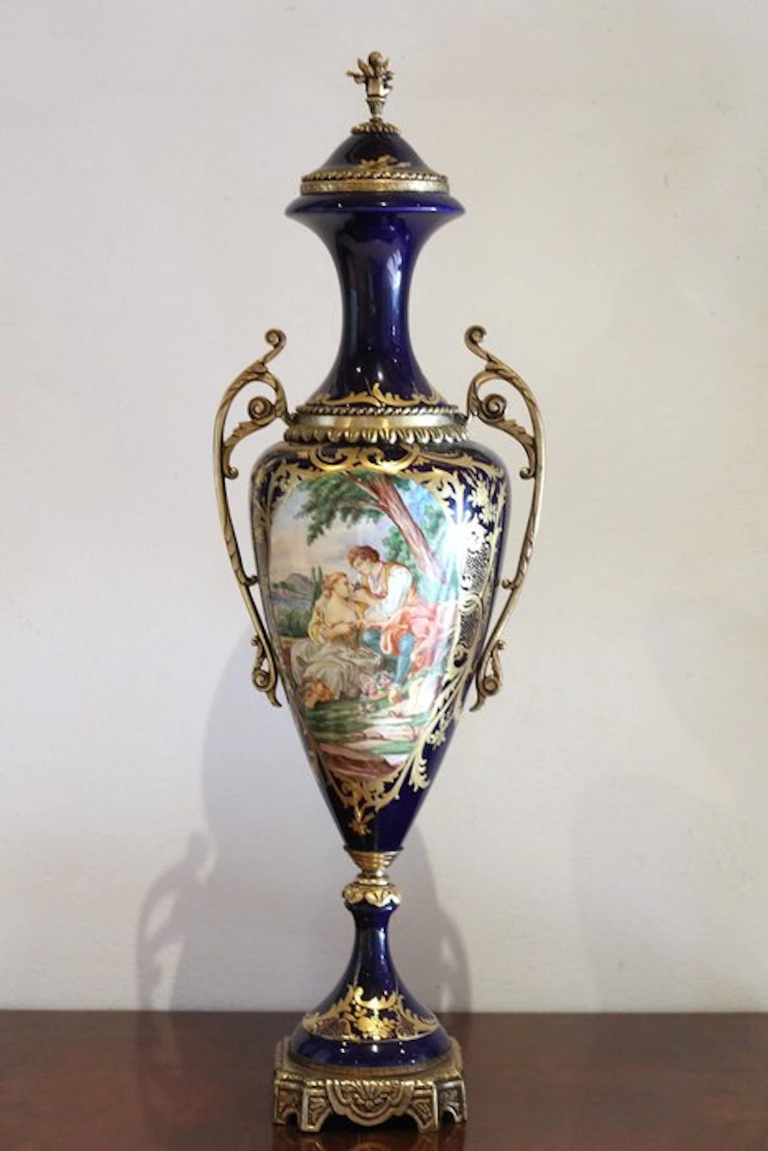 Lidded vase - Ceramic, Bronze