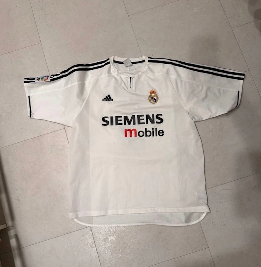 Real Madrid - Zinedine Zidane - 2003 - Football jersey