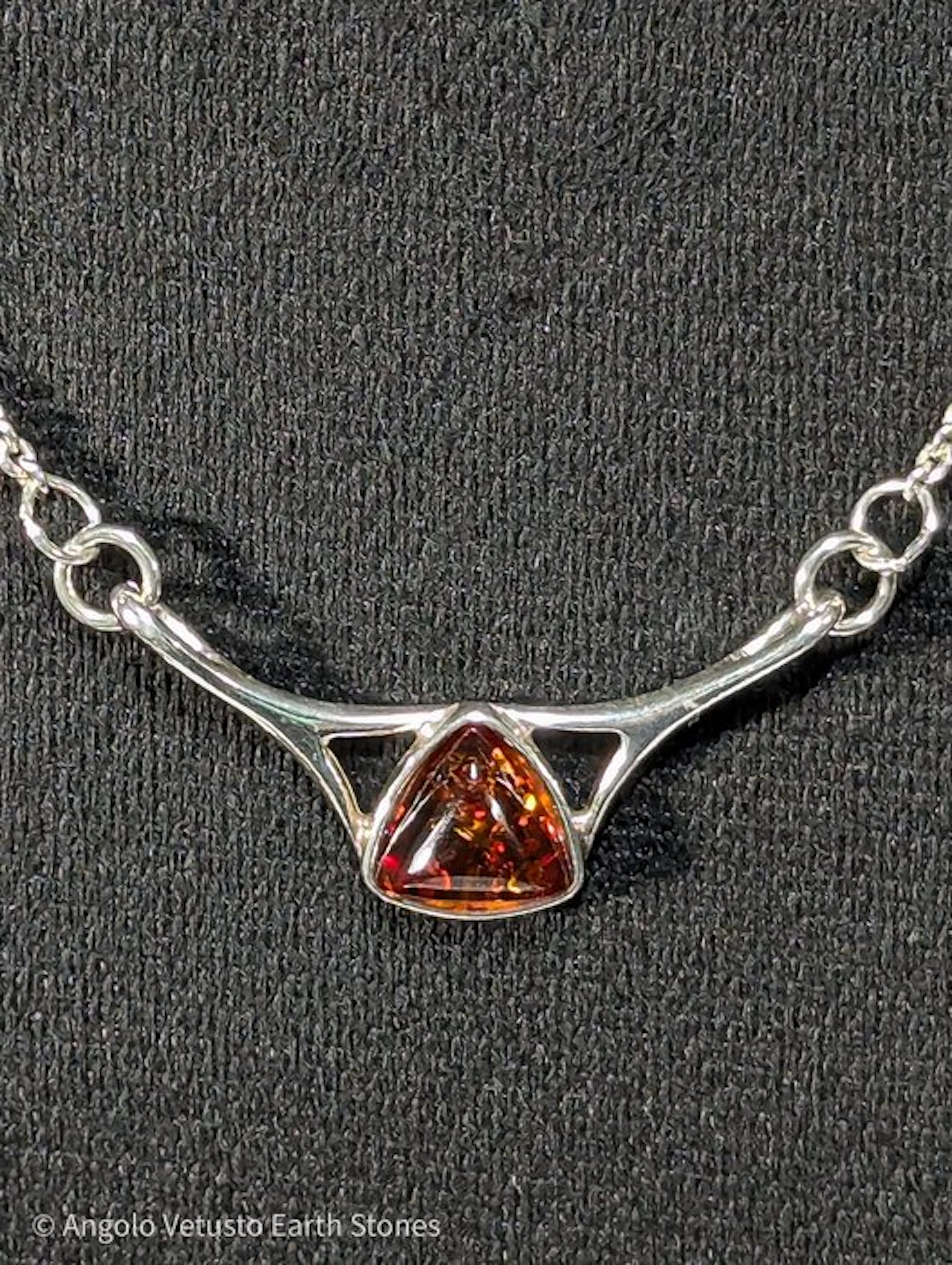 4.96 g - Superb 925 Silver Pendant and Necklace