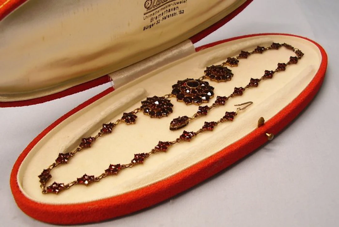 No reserve price - Necklace Tombac