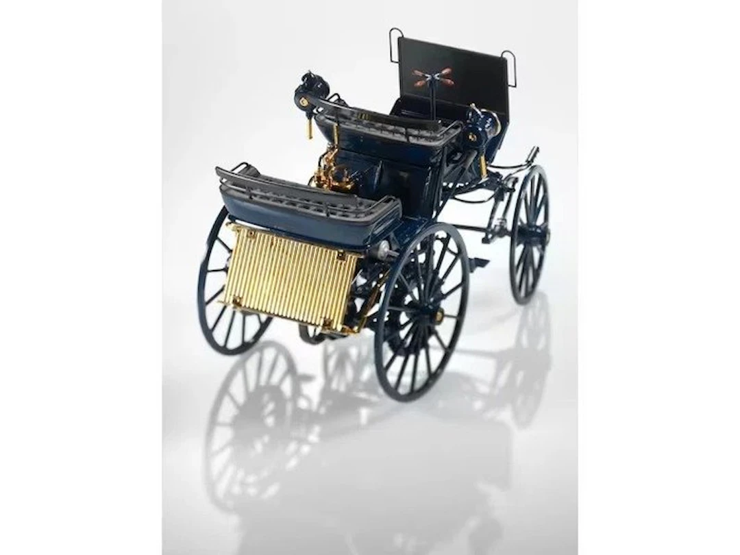 Norev 1:18 - Model car - Benz Patent-Motorwagen
