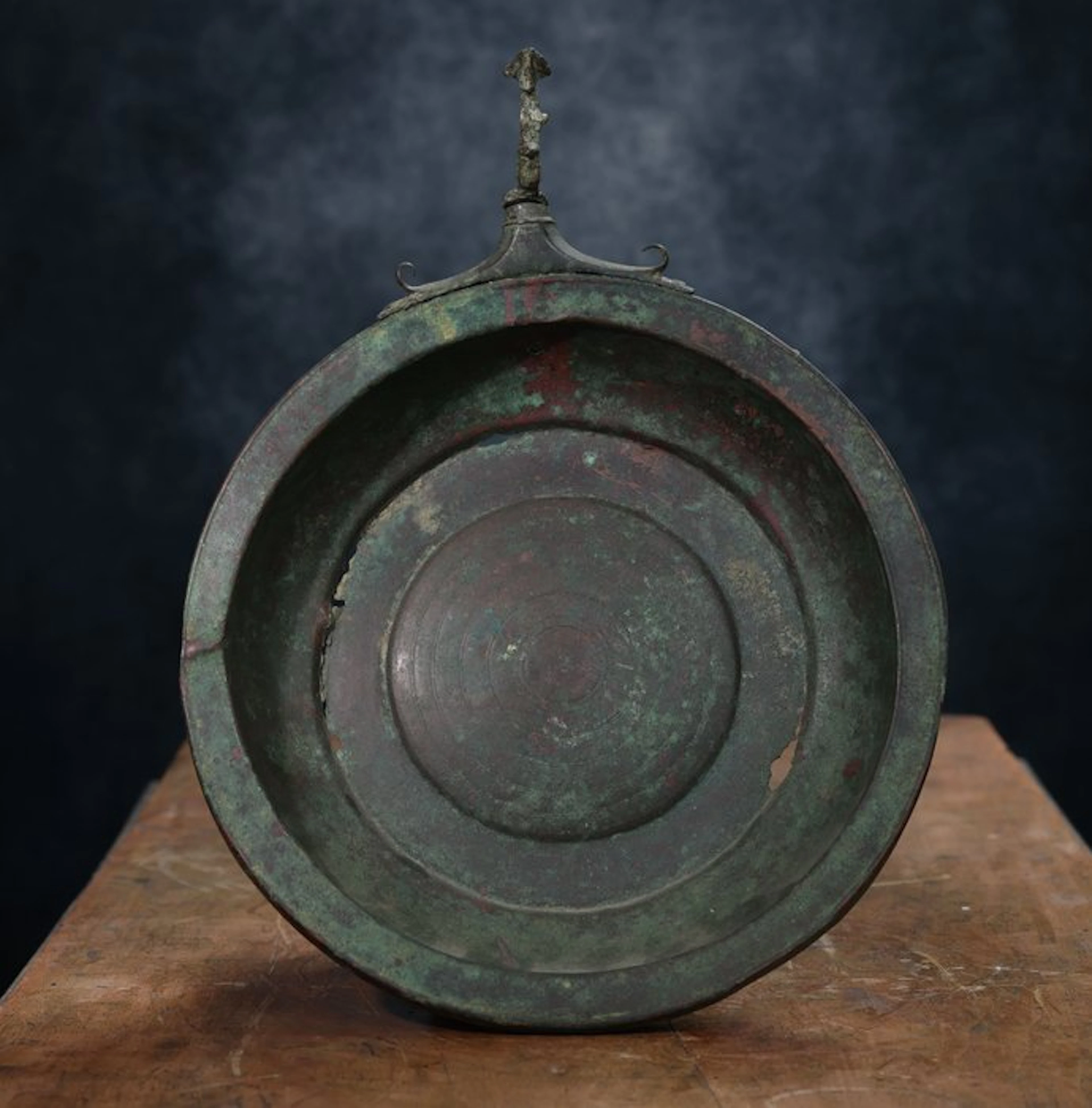 Ancient Roman hook bronze bowl offering engraved with concentric circles