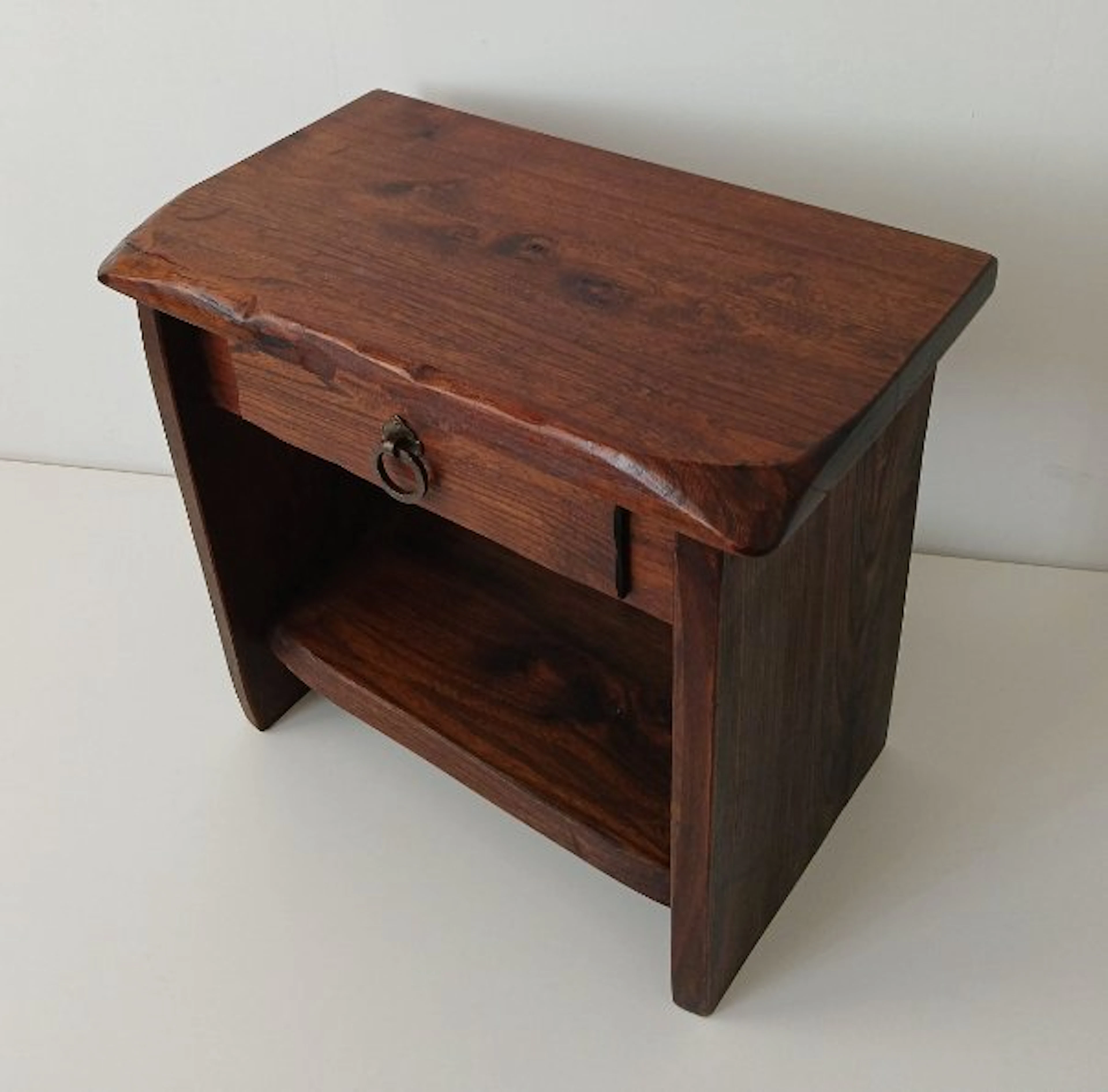 Nightstand - elm wood - Brutalist – 1950s