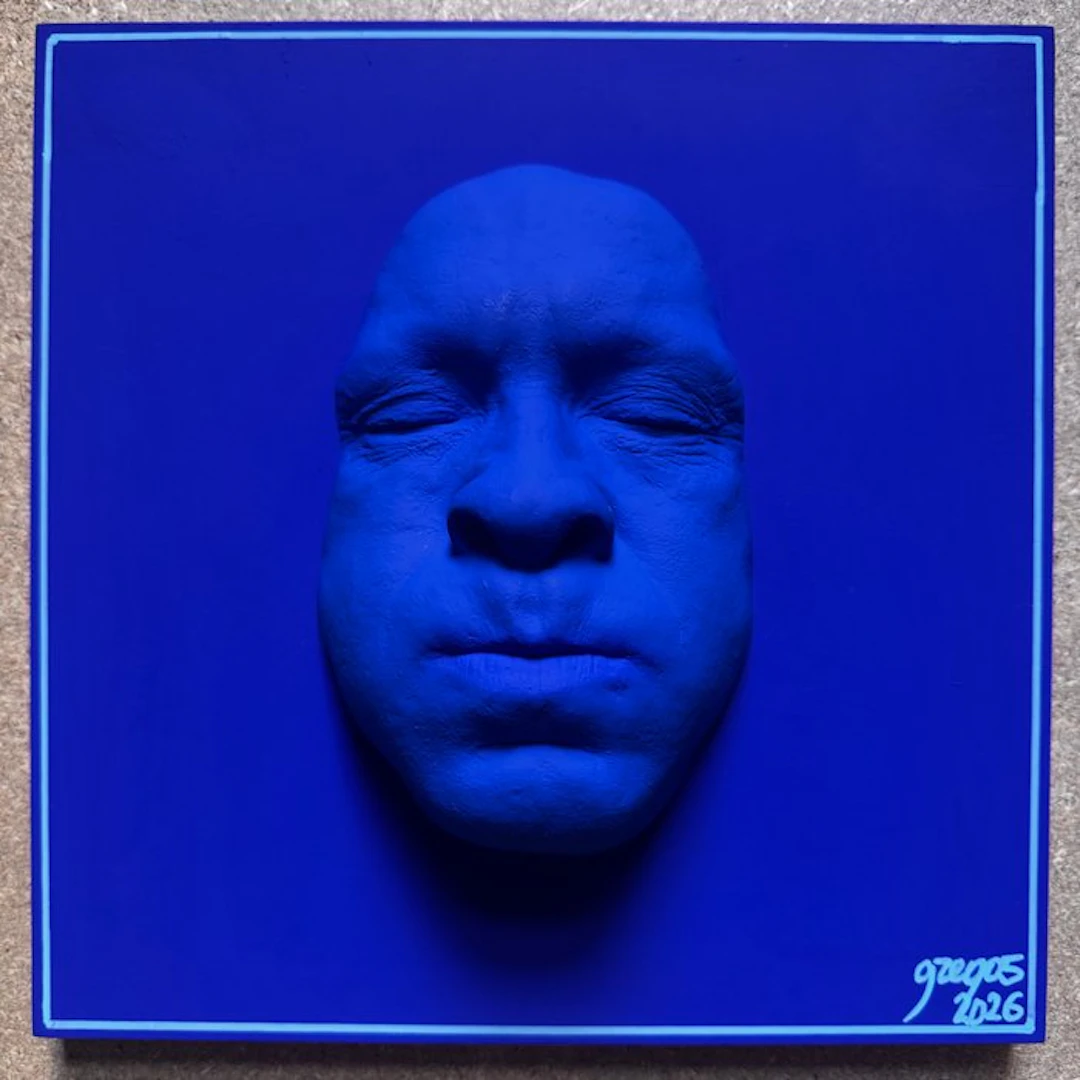 Blue breathe on blue background-blue light line