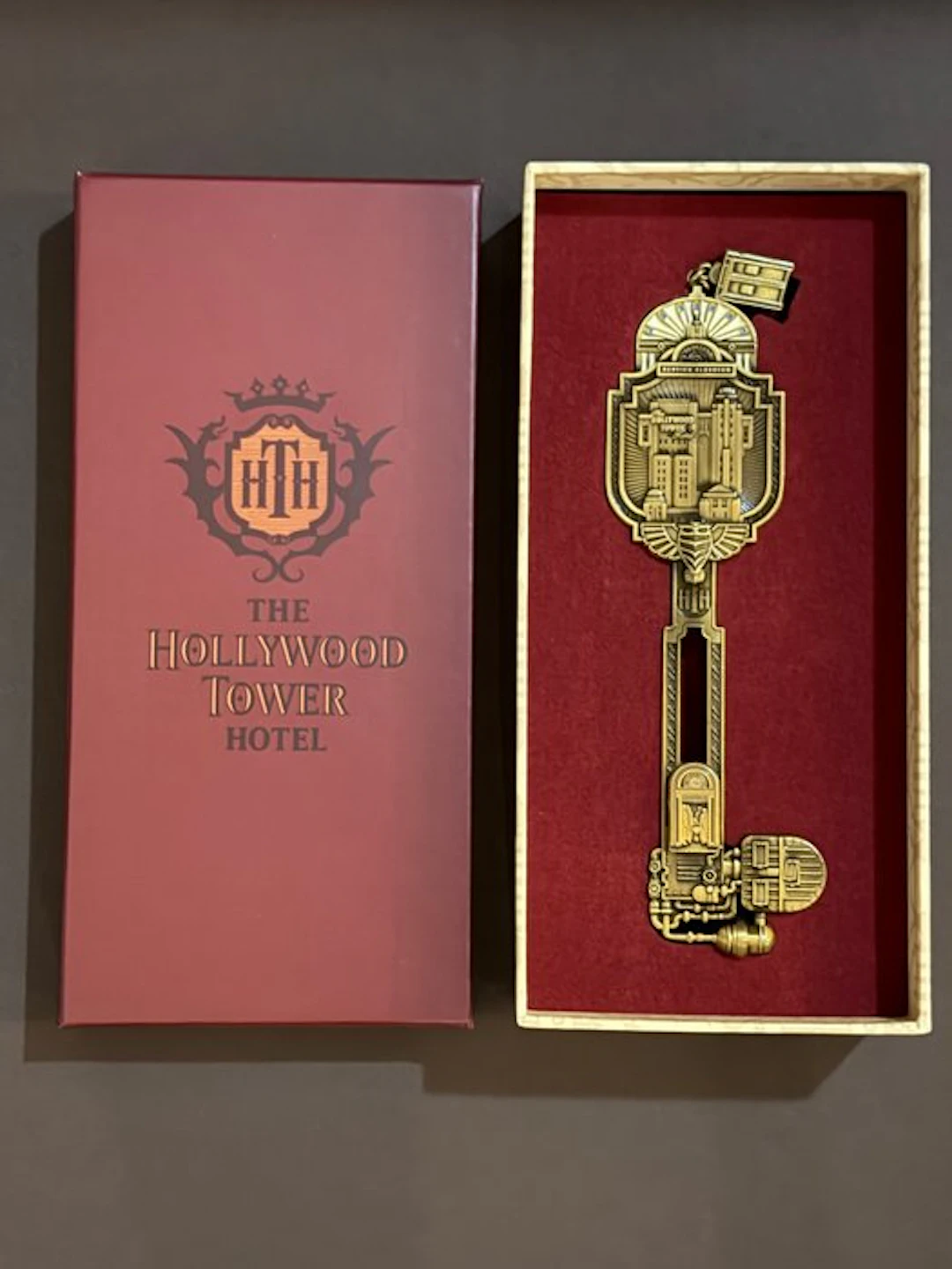Disney - Key - HTH Jumbo Key