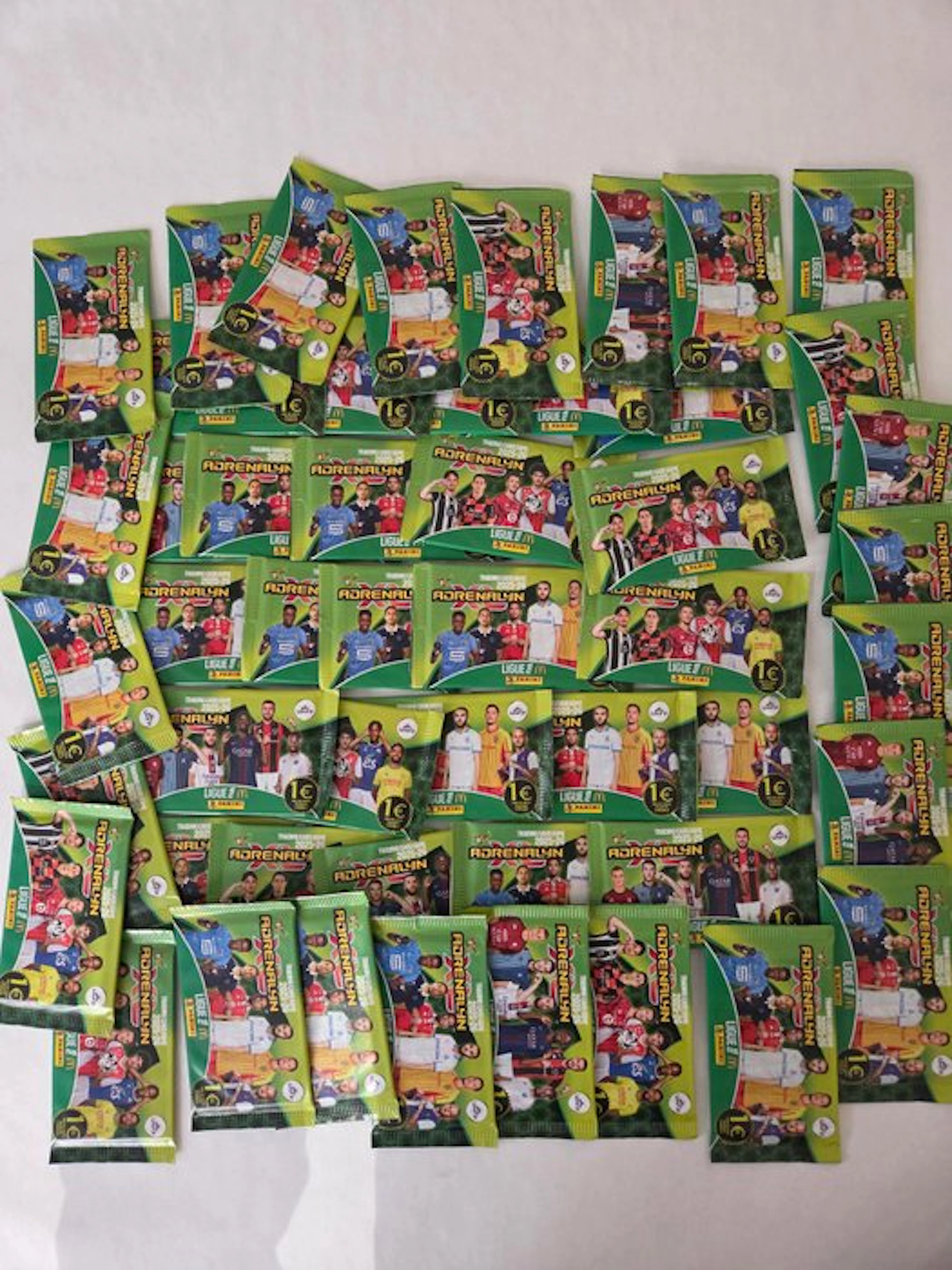 Panini - 50 Booster pack - Lot of 50 Panini Adrenalyn XL 2025-2026