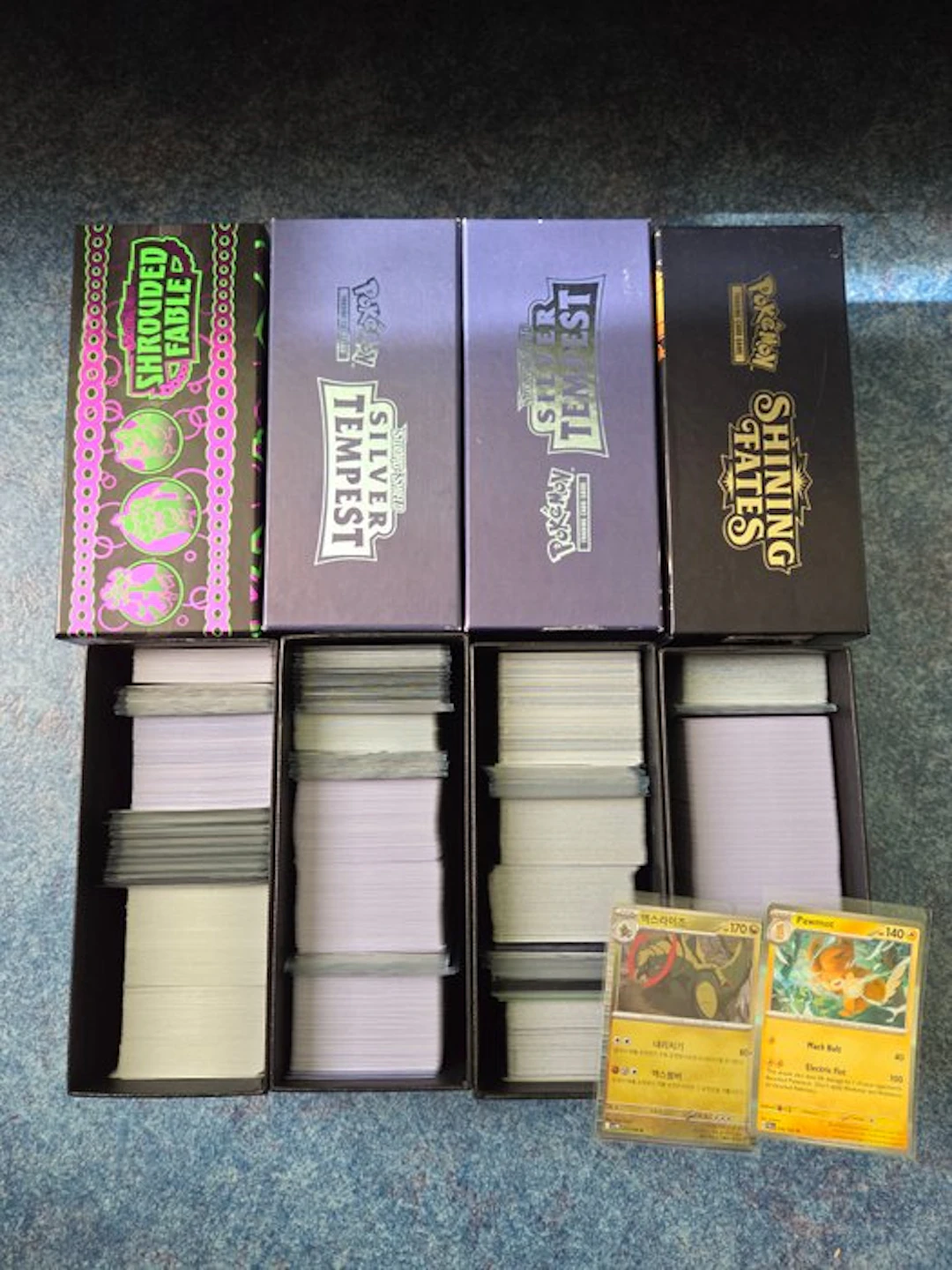 Pokémon - 2300 Mixed collection - Various sets
