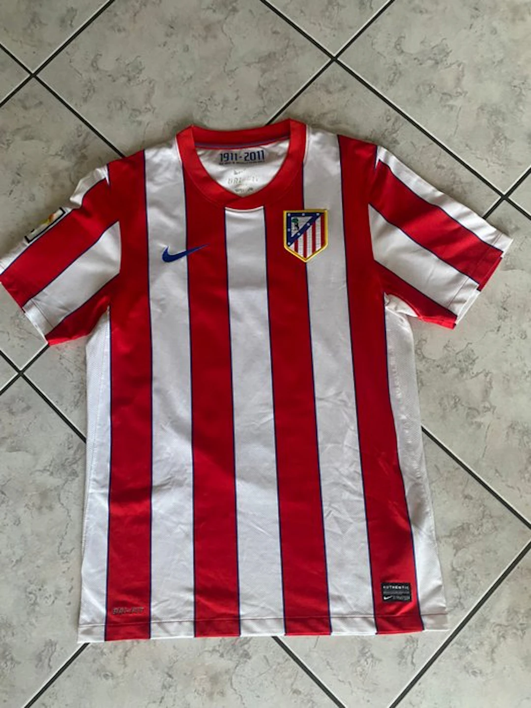 Atlético Madrid - Spanish Championship - 2011 - Football jersey