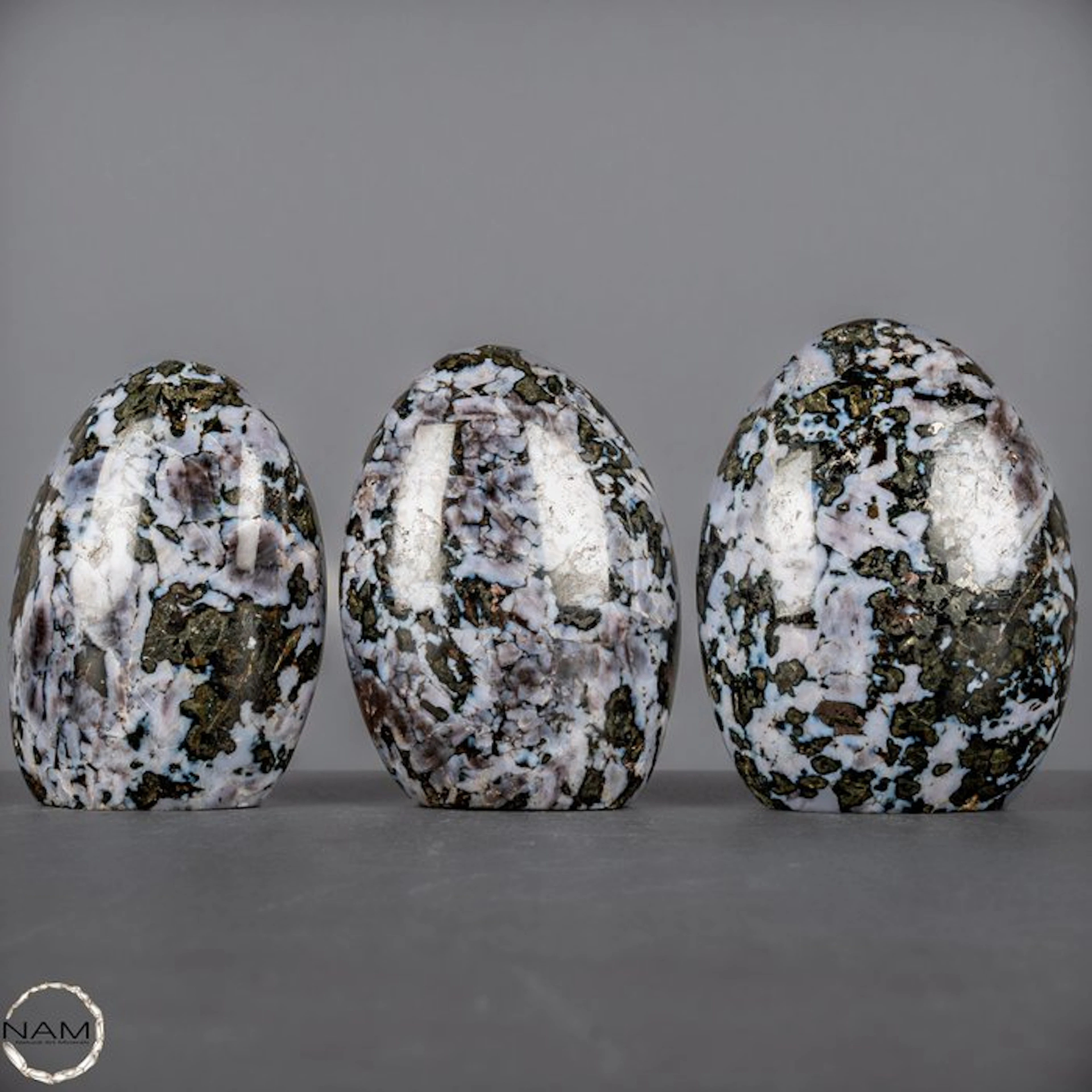 Merlinit Set – Mysticism of Light and Shadow Protection...