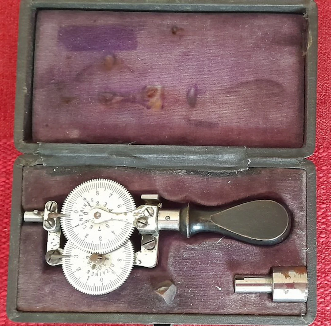 Industrial equipment - Germany - Portable mechanical tachometer