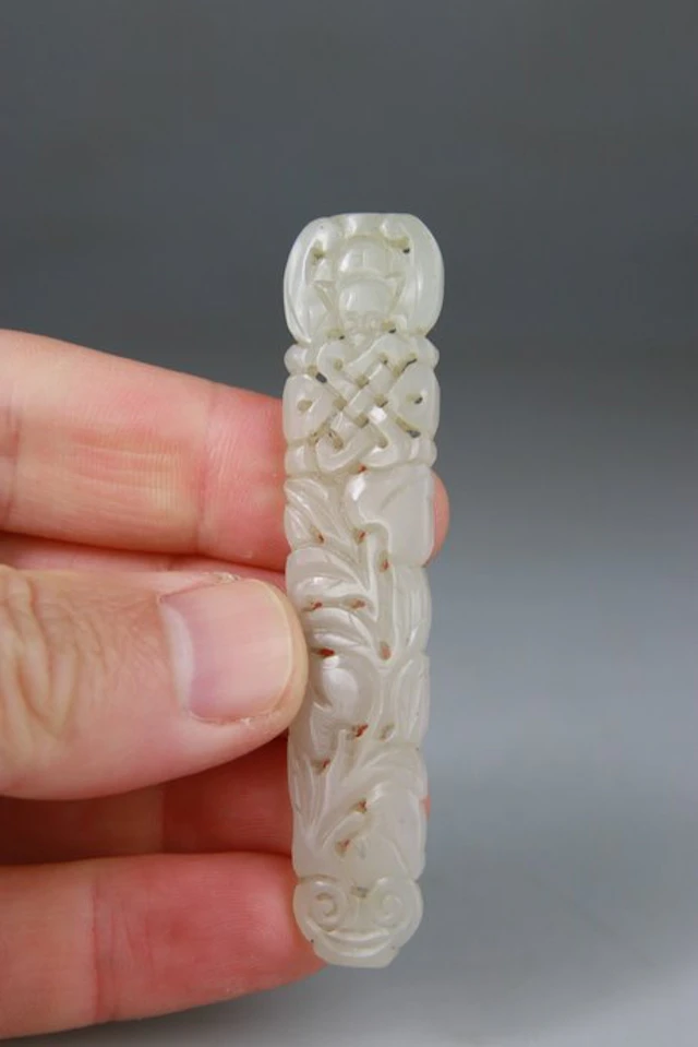 Sculpture Element Sculpted Pin Plaque - White - Jade