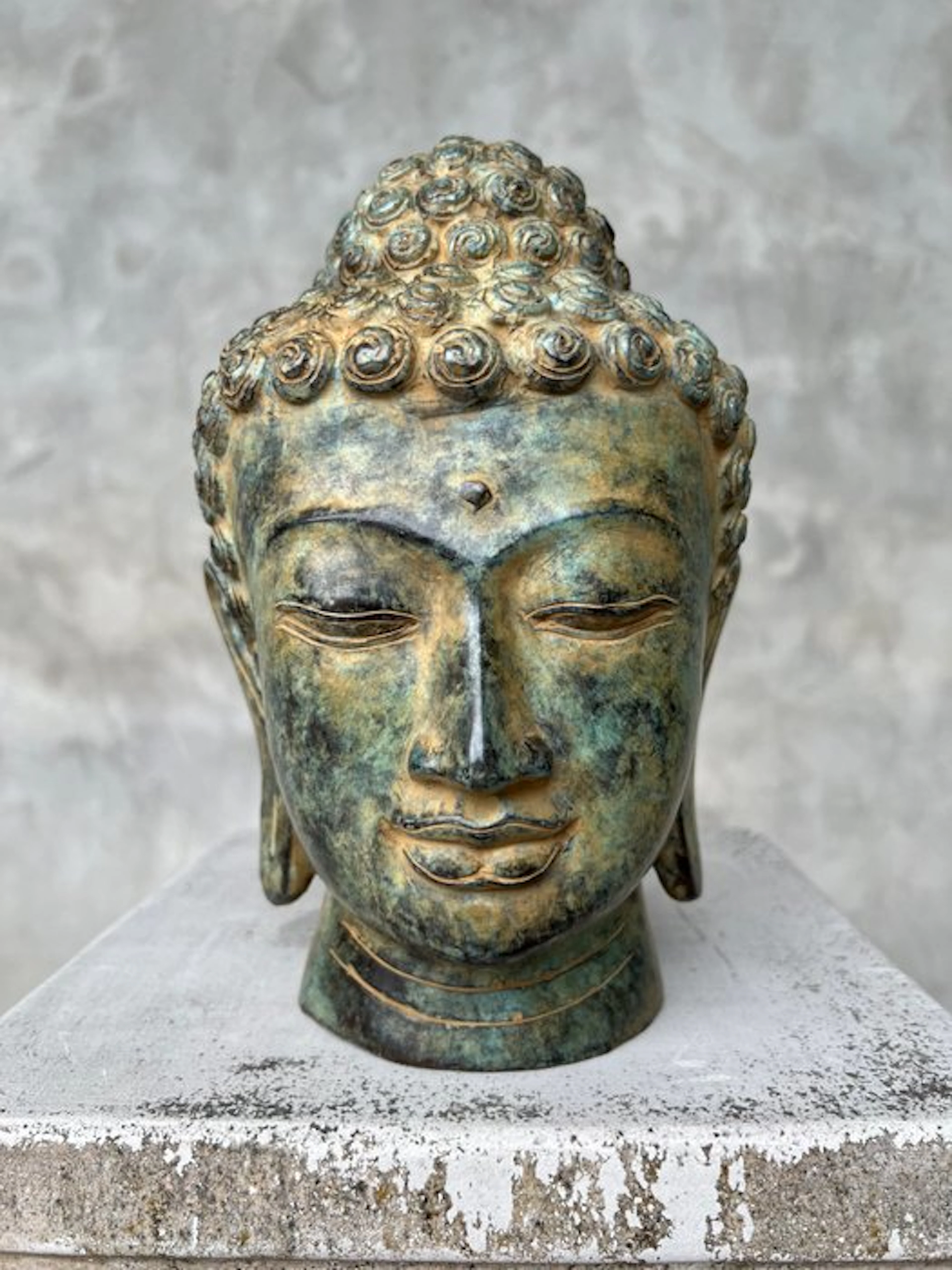 Sculpture, NO RESERVE PRICE - Bronze Patinated Buddha Head - 25 cm - Bronze