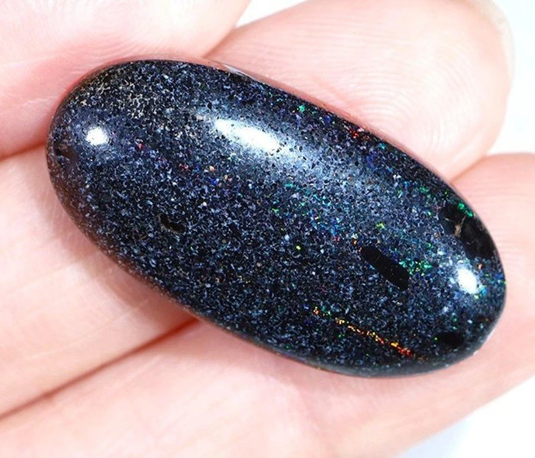 17.10 ct - Australian Black Opal Cabochon- 3.42 g