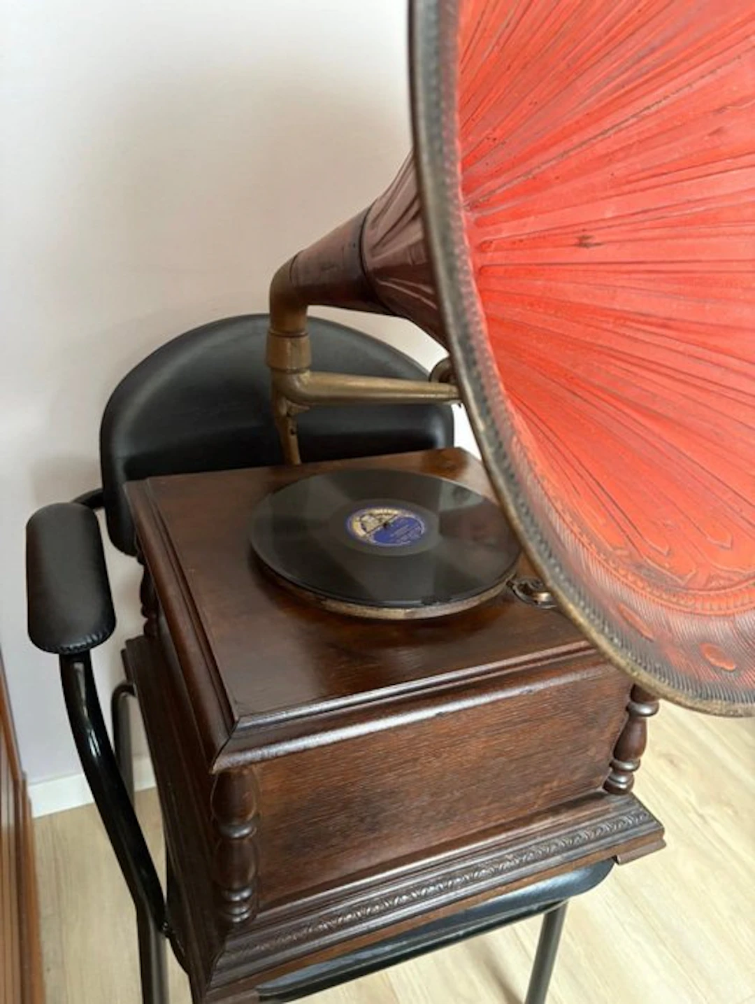 Pathe - Pathephone N30 Gramophone