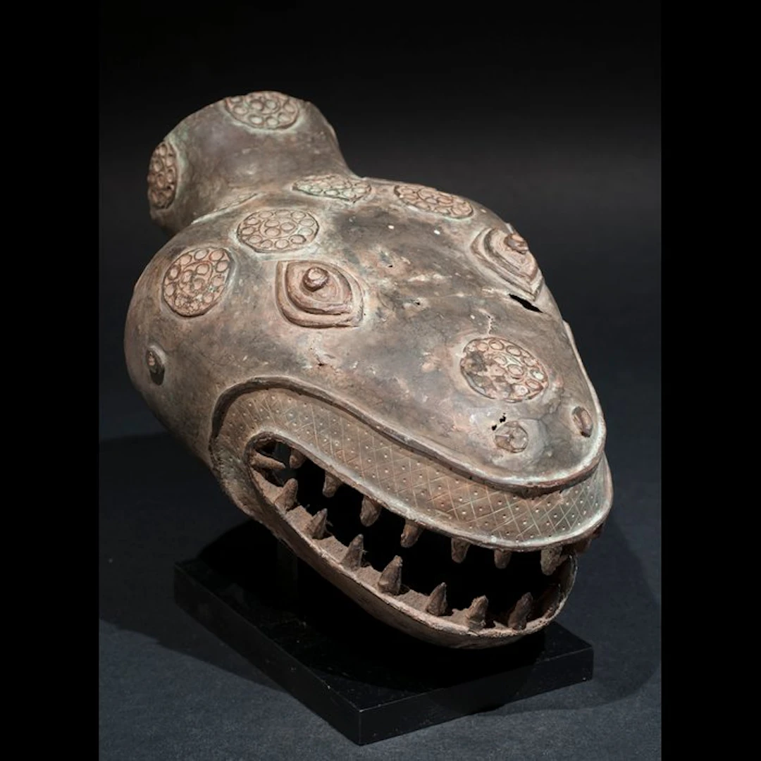 Snake head - ancient bronze - Kingdom of Ife - Yoruba - Nigeria