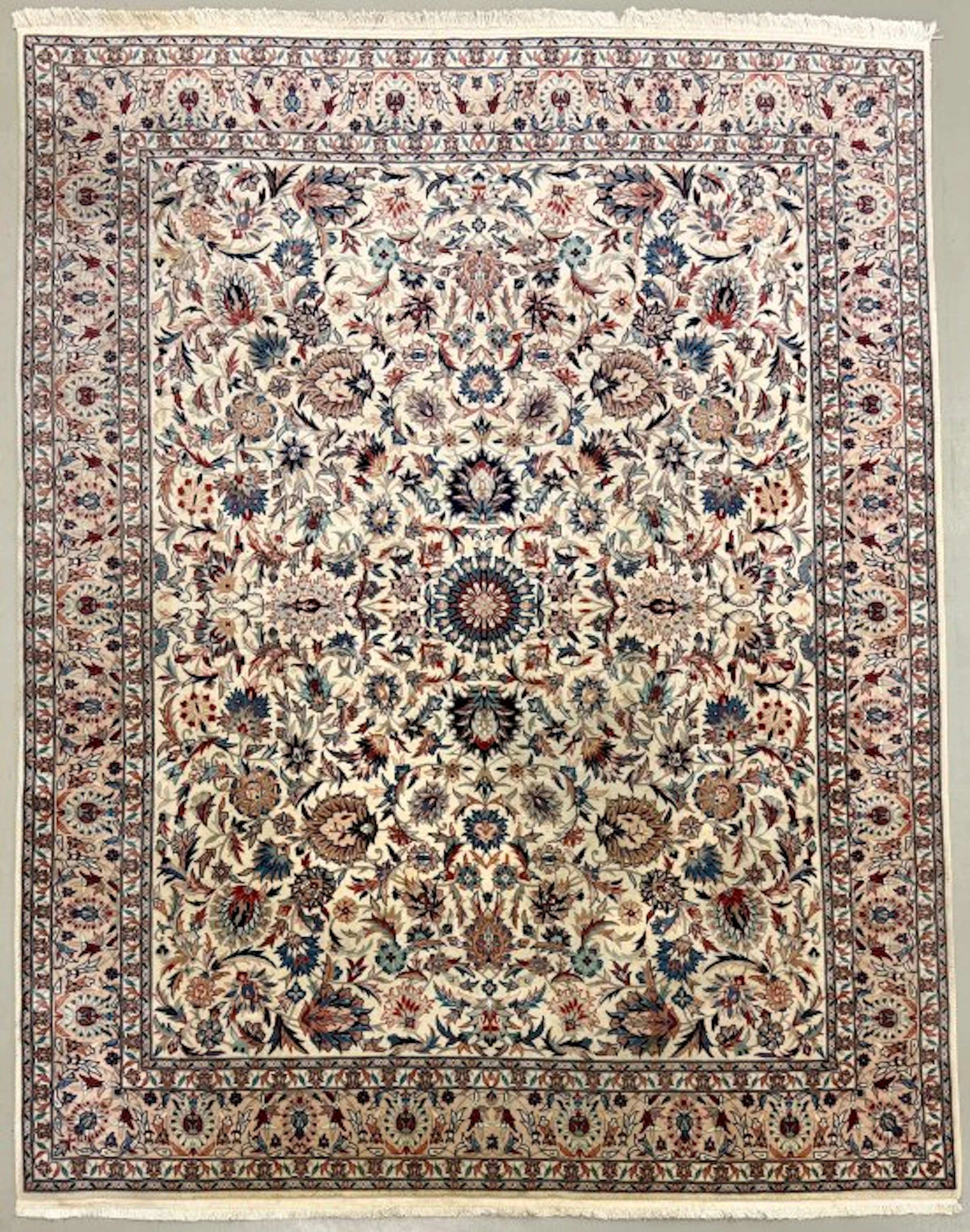 Isphahan - Rug - 310 cm - 247 cm
