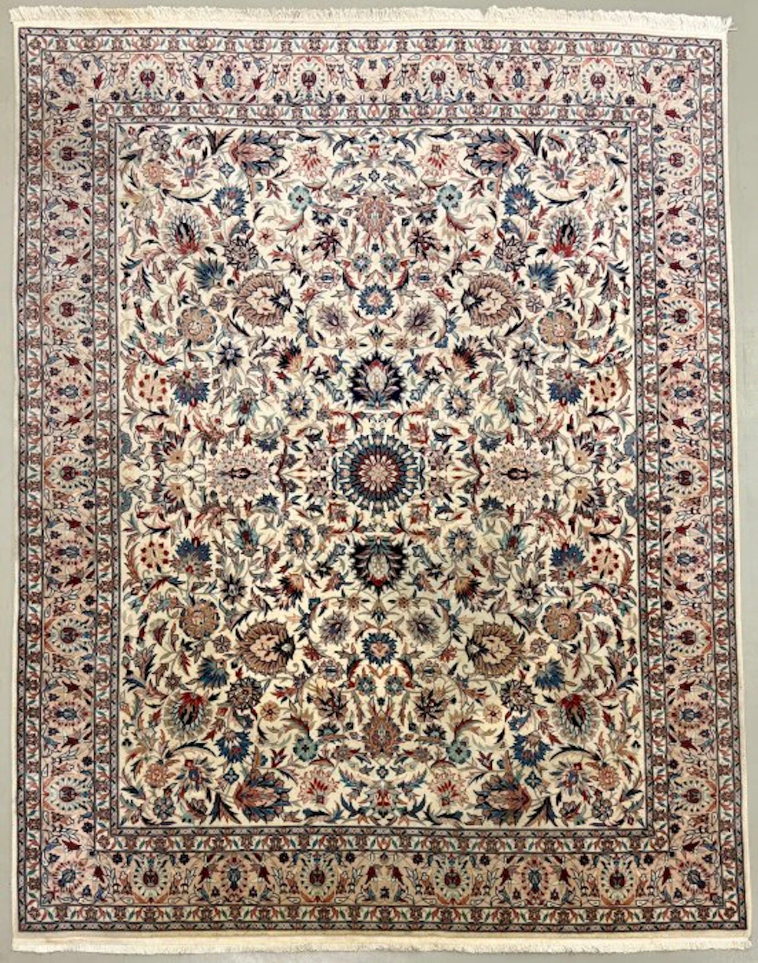 Isphahan - Rug - 310 cm - 247 cm
