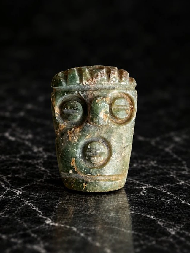 Taino Culture 10th to 15th Century AD Stone, Jadeite Zemi Idol - 3.5 cm