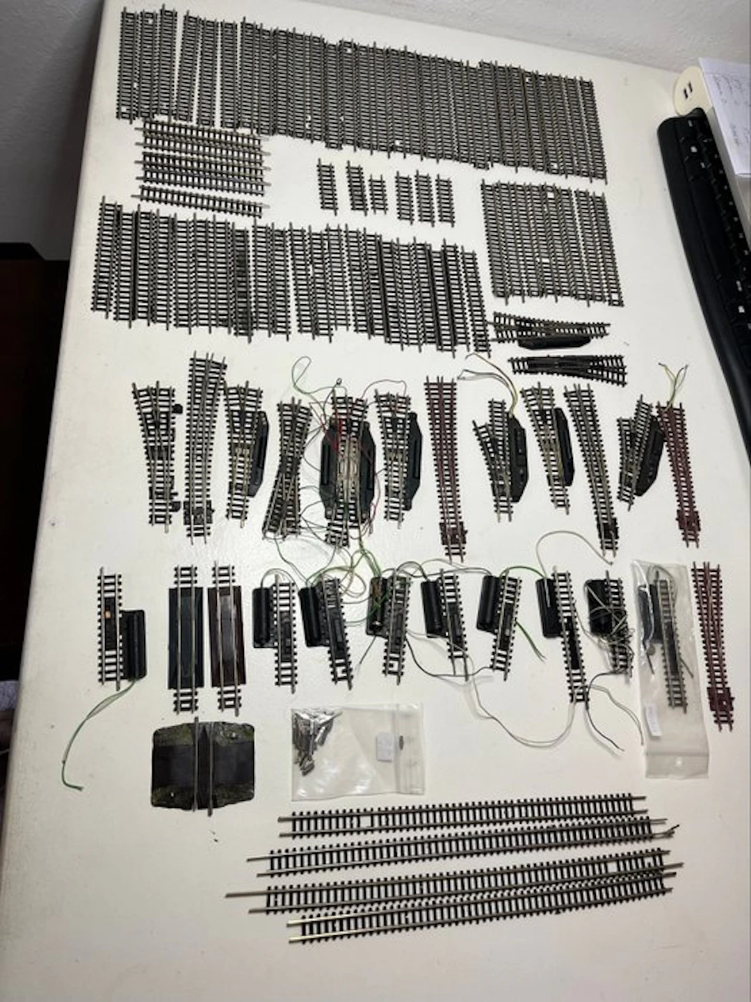 Roco, onbekend N - Model train tracks (99) - Various loose track pieces