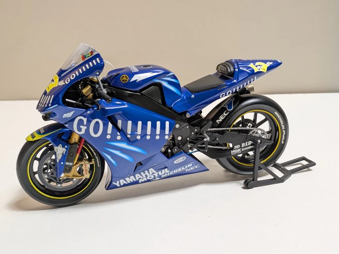 MiniChamps 1:12 - Model motorcycle - Yamaha YZR-M1 - Norick Abe