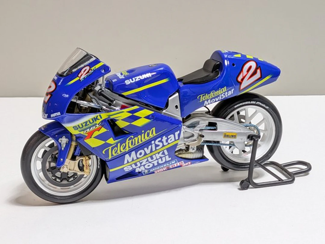 MiniChamps 1:18 - Model motorcycle - Suzuki RGV500 - Kenny Roberts jr.