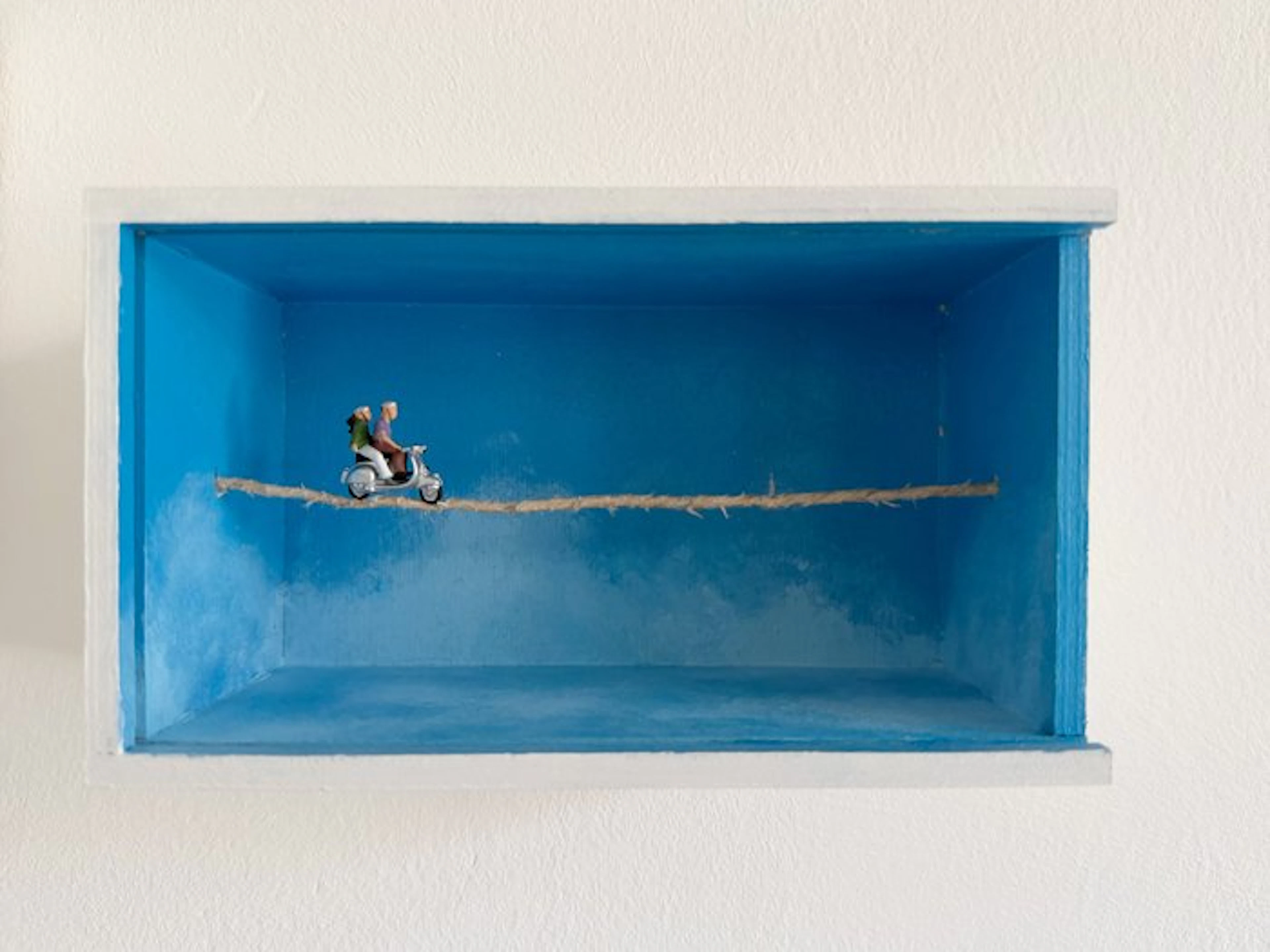 Sculpture, FREEDOM - 10.5 cm - Wood - 2021