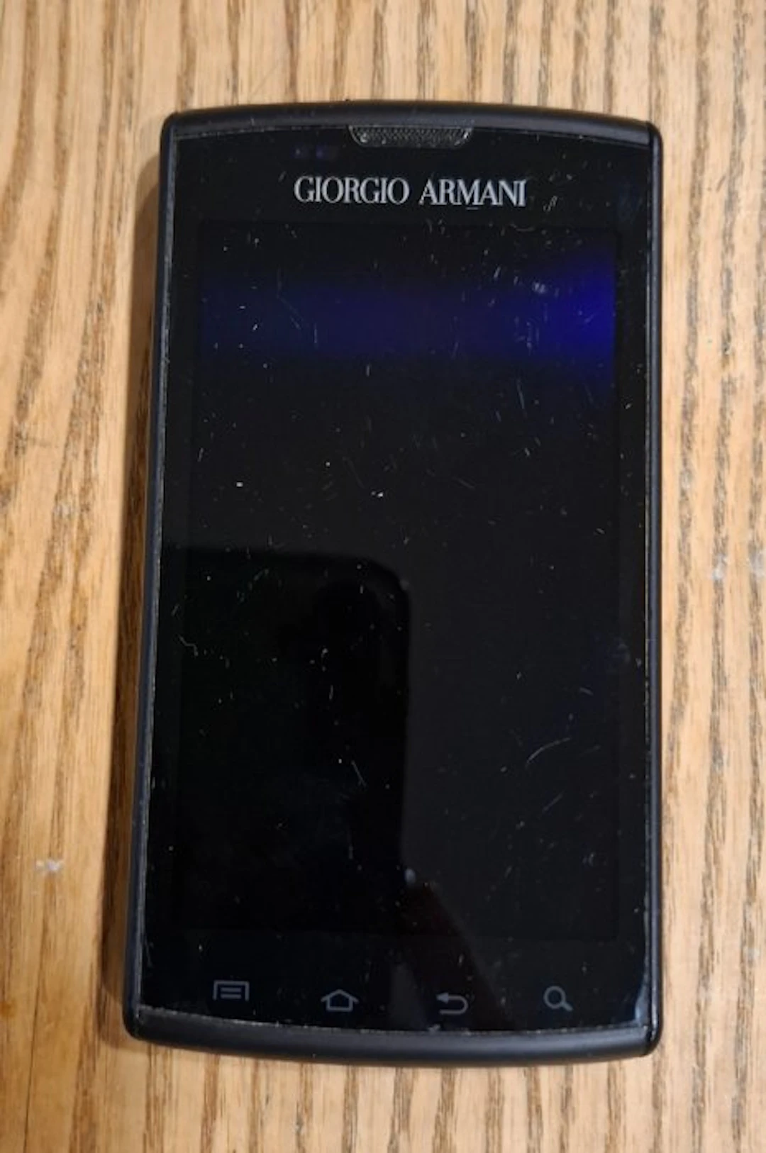 Samsung GT-I9010 "Giorgio Armani" - Smartphone
