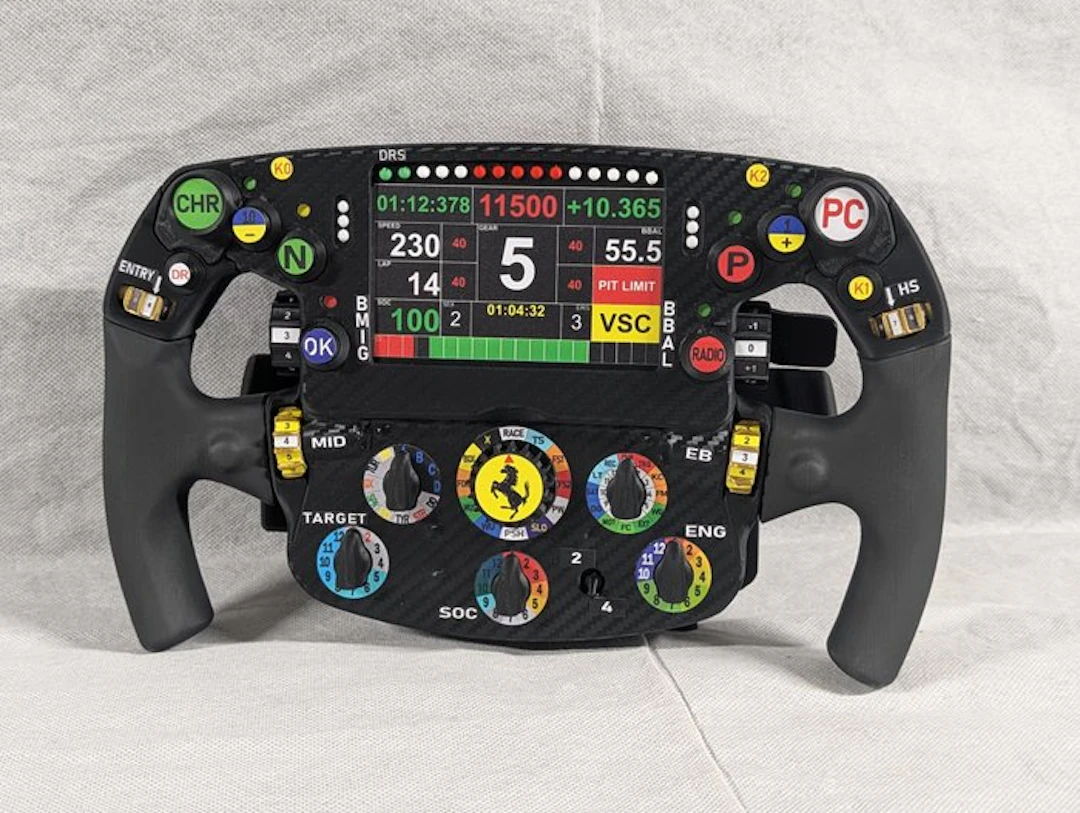 1:1 - Model sports car - Lewis Hamilton steering wheel 2026 session
