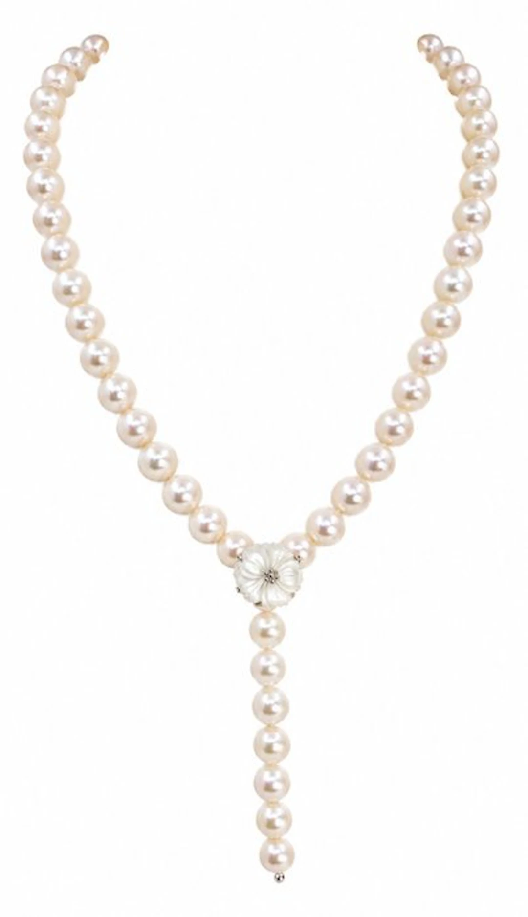 Necklace 8x8.5mm Bright Akoya pearls, Silver