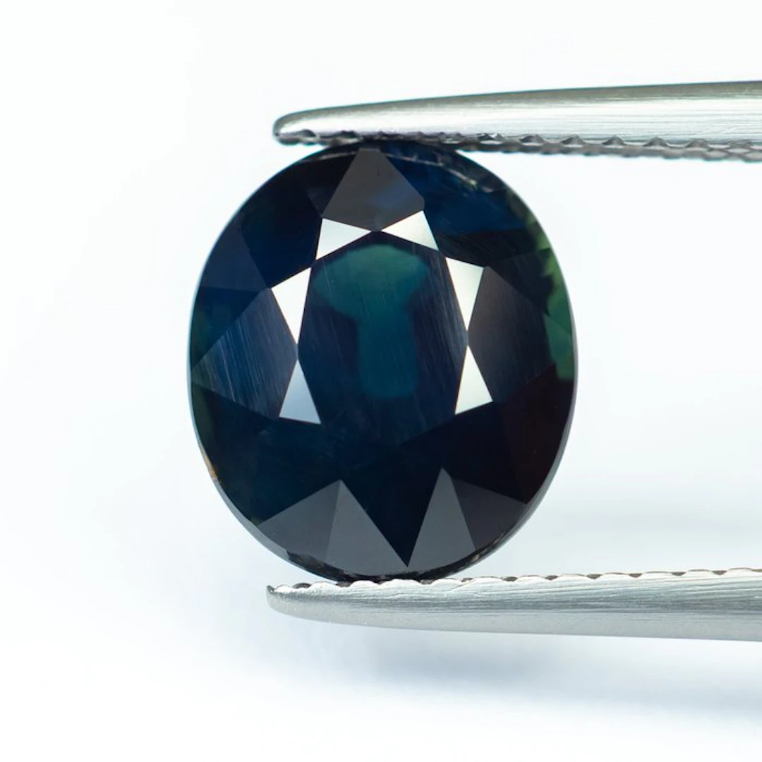 No reserve price Sapphire - 4.00 ct - Bellerophon Gemlab - Deep Greenish Blue