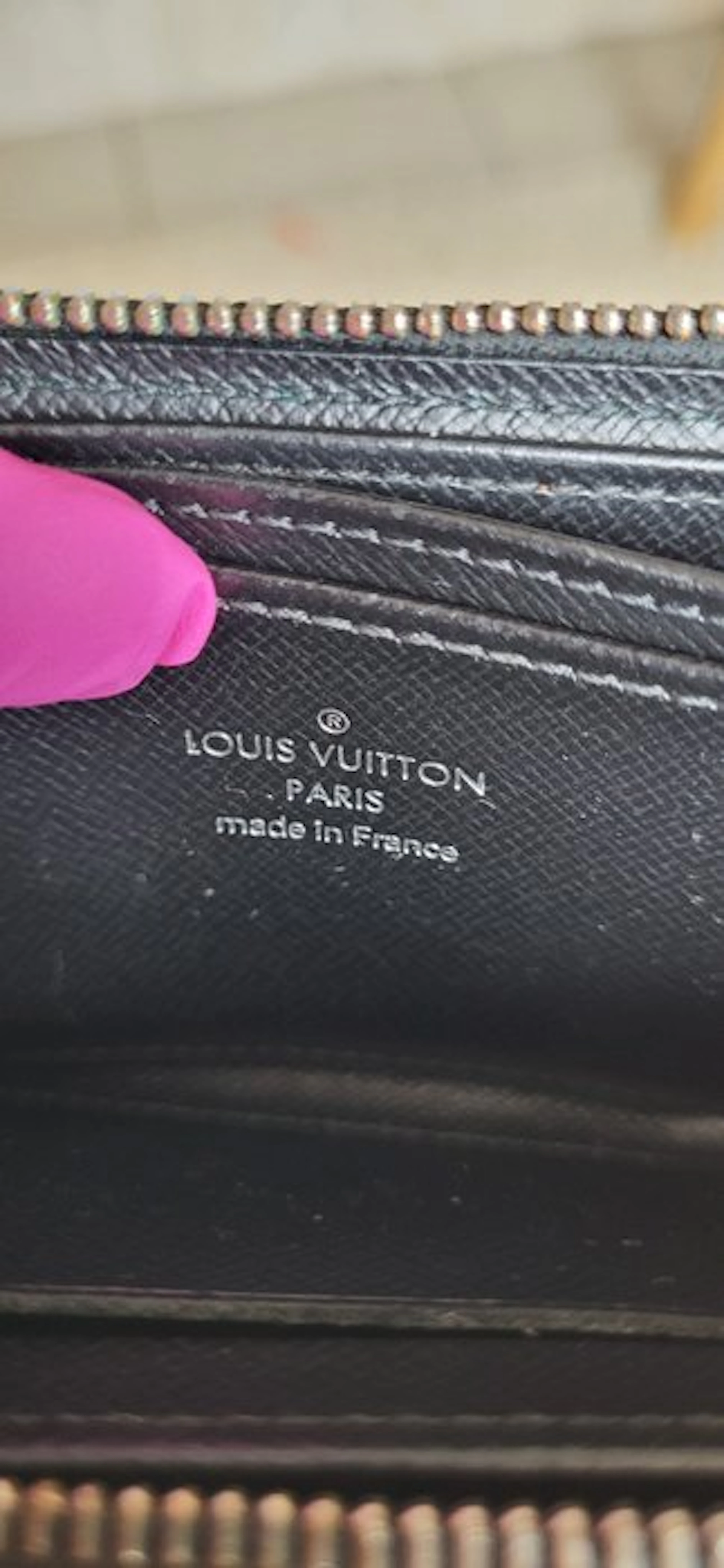 Louis Vuitton - Wallet