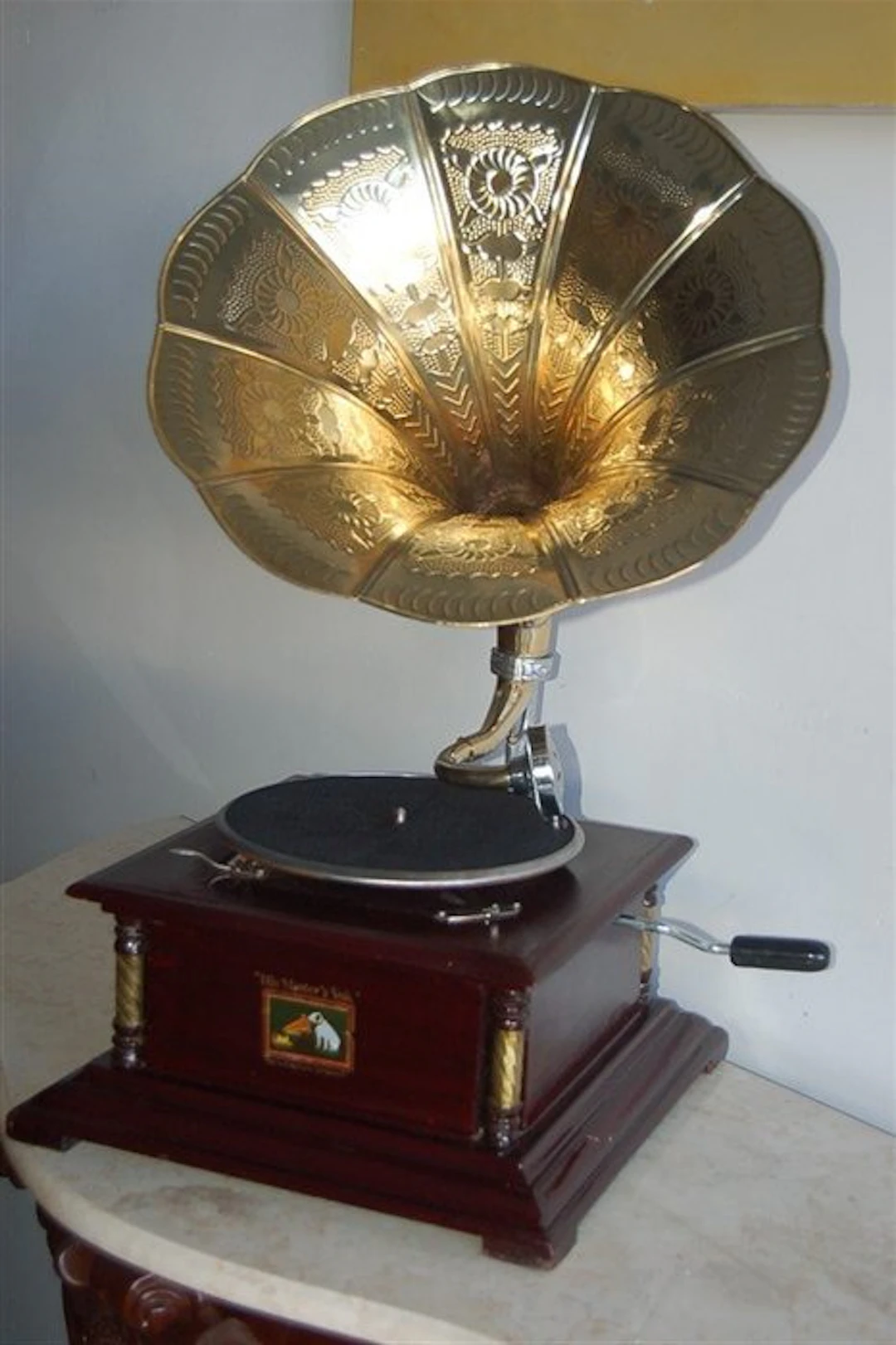 His Masters Voice - mv 101 Gramophone