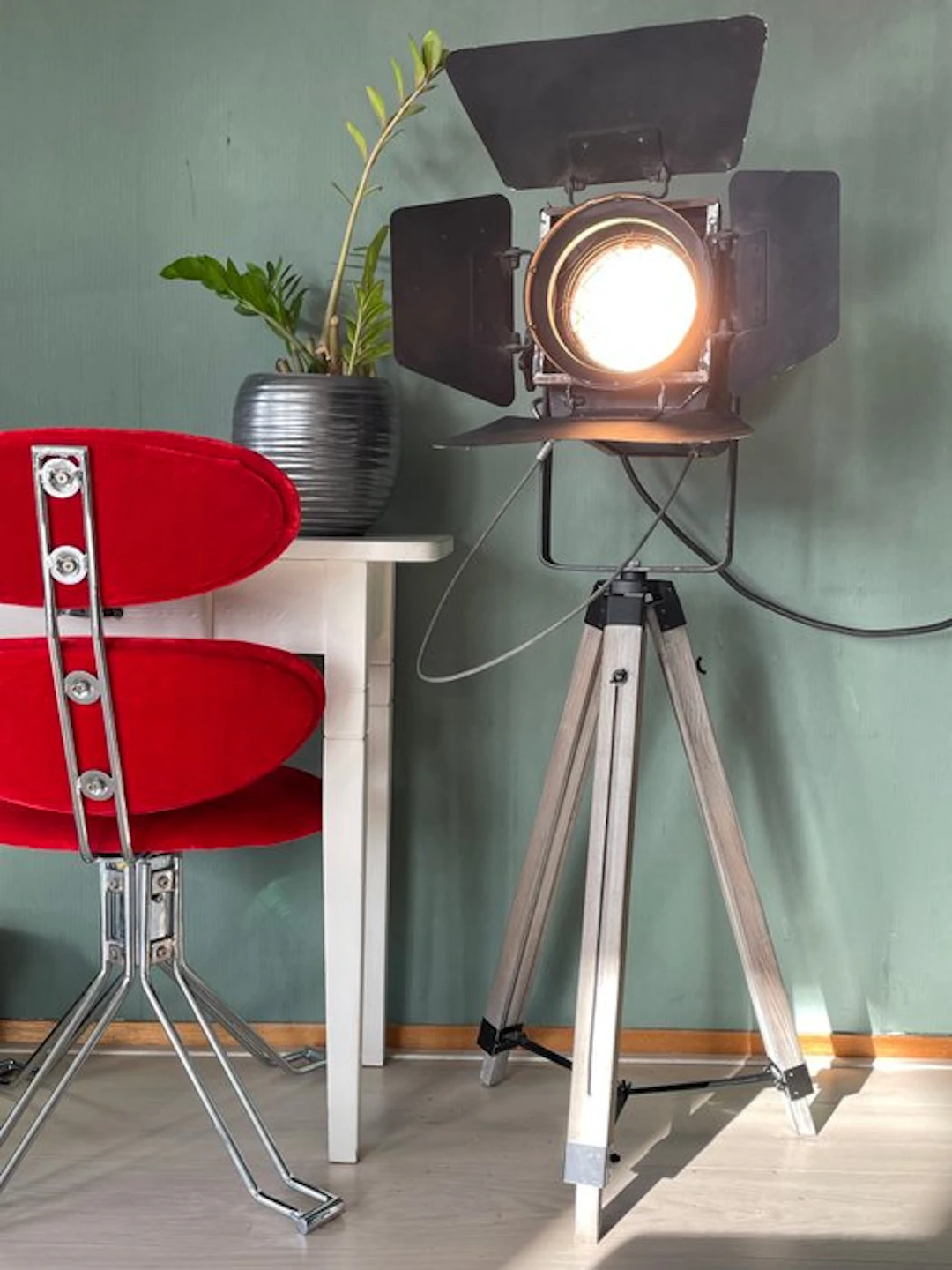 CCT Theatre Lighting - CCT Theater Lighting - Lamp (2)...