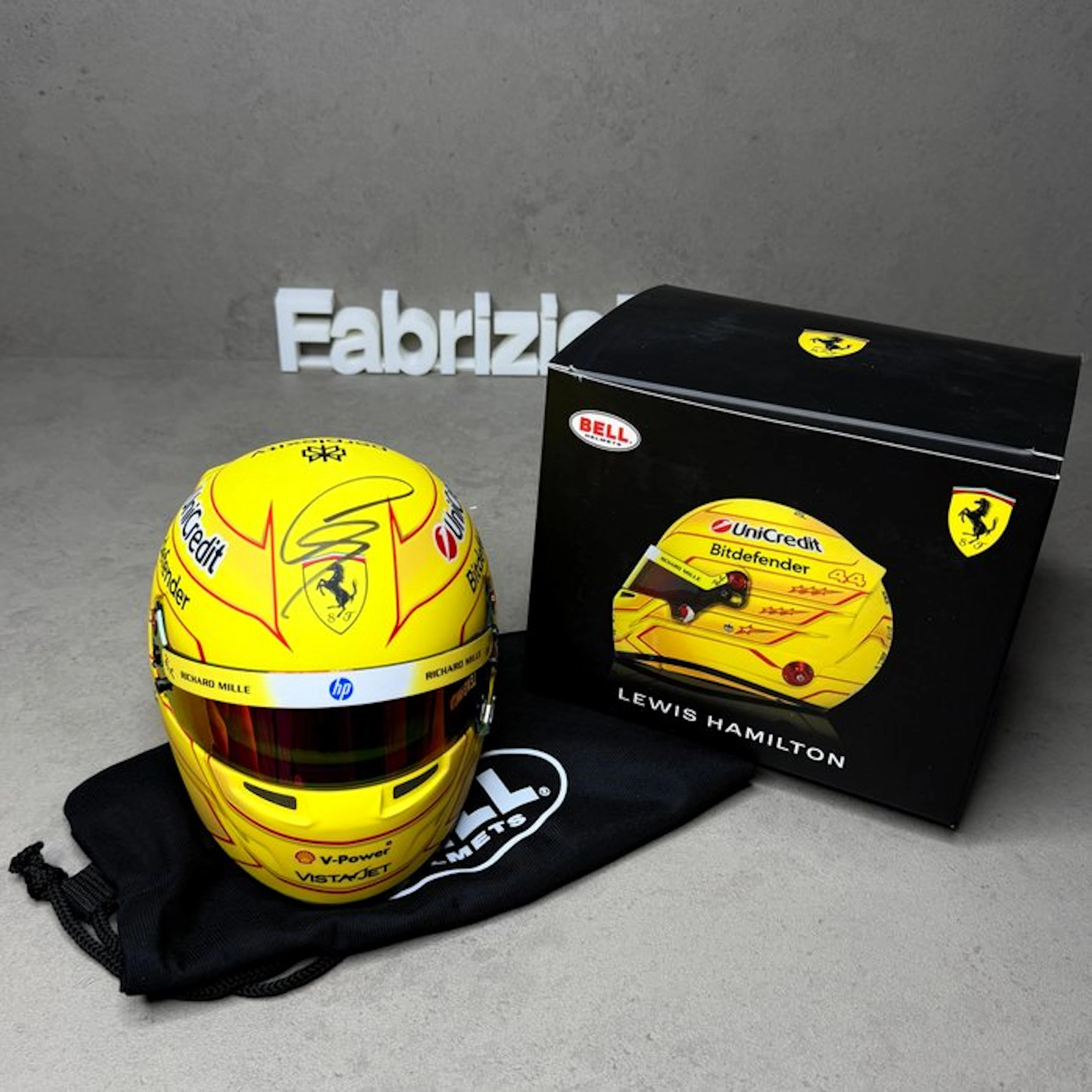 Ferrari - Formula 1 - Lewis Hamilton - 2026 - Scale 1/2 helmet